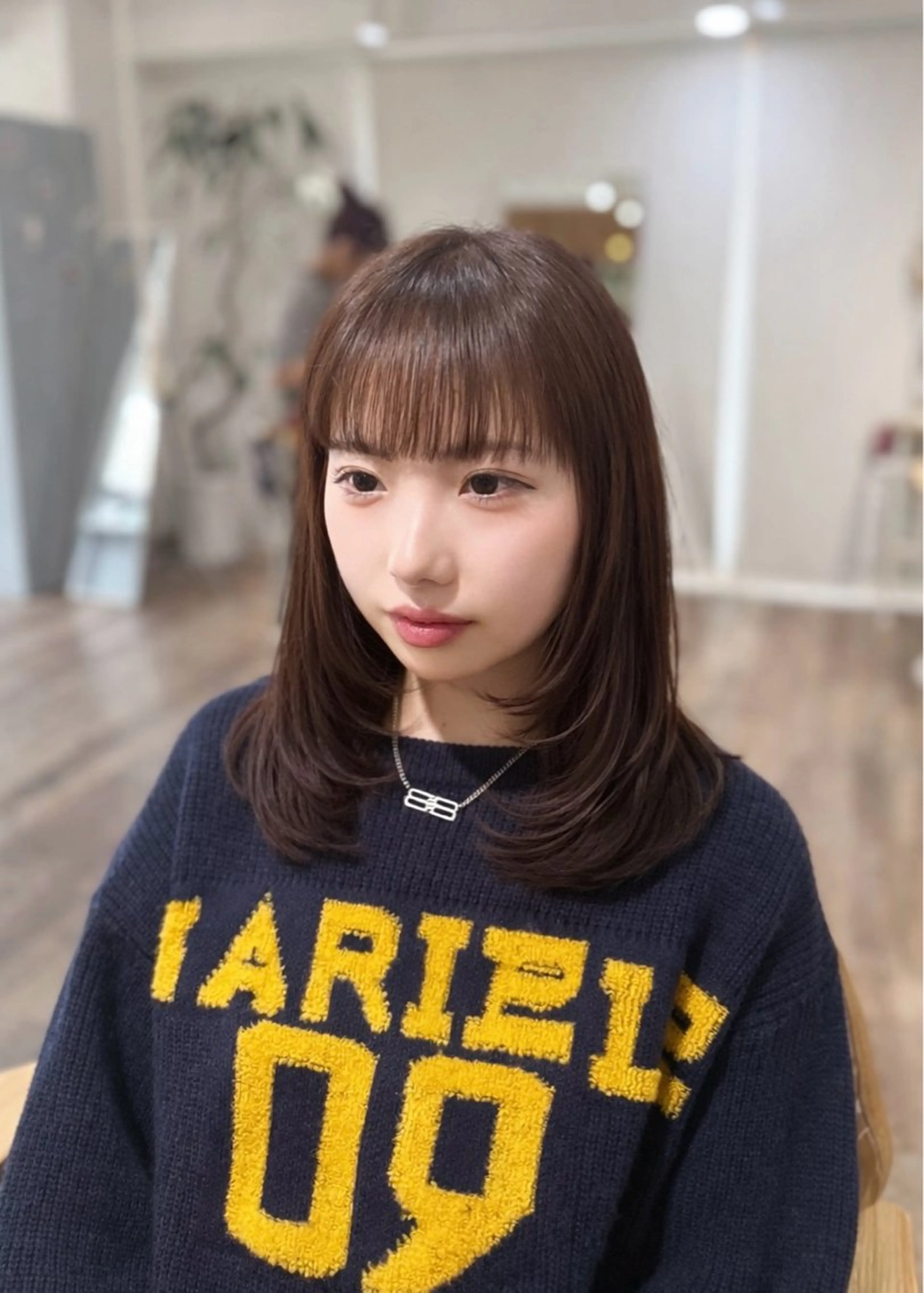 ミディアム カラー カット ヘアカラー トリートメント yuzua/レイヤー /縮毛矯正/透明感のヘアスタイル