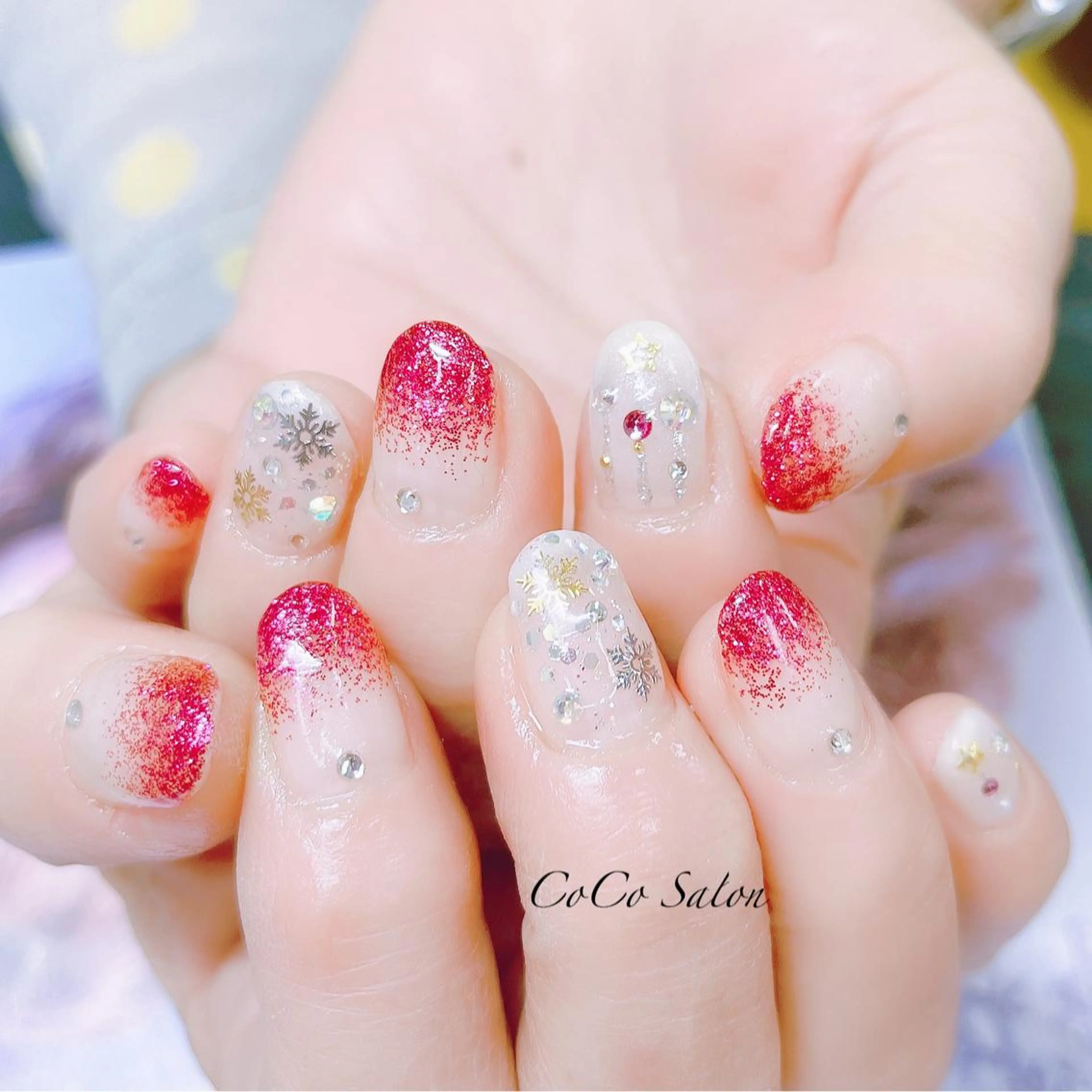 ネイル 長さ出し ジェルネイル グラデーション ホログラムネイル キラキラネイル ハンドネイル CoCoSalon ネイル/まつ毛予約のネイルデザイン