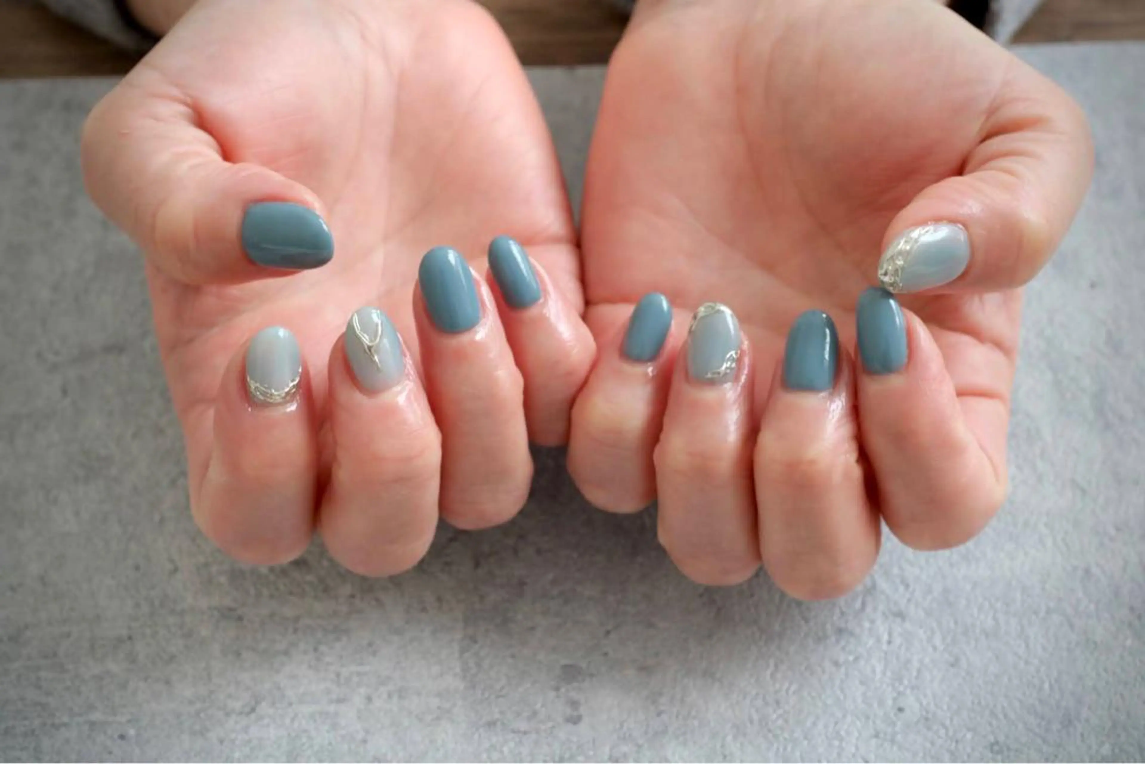 ネイル オーロラネイル カジュアル ジェルネイル ラメ(グリッター) マグネットネイル MH Nailのネイルデザイン