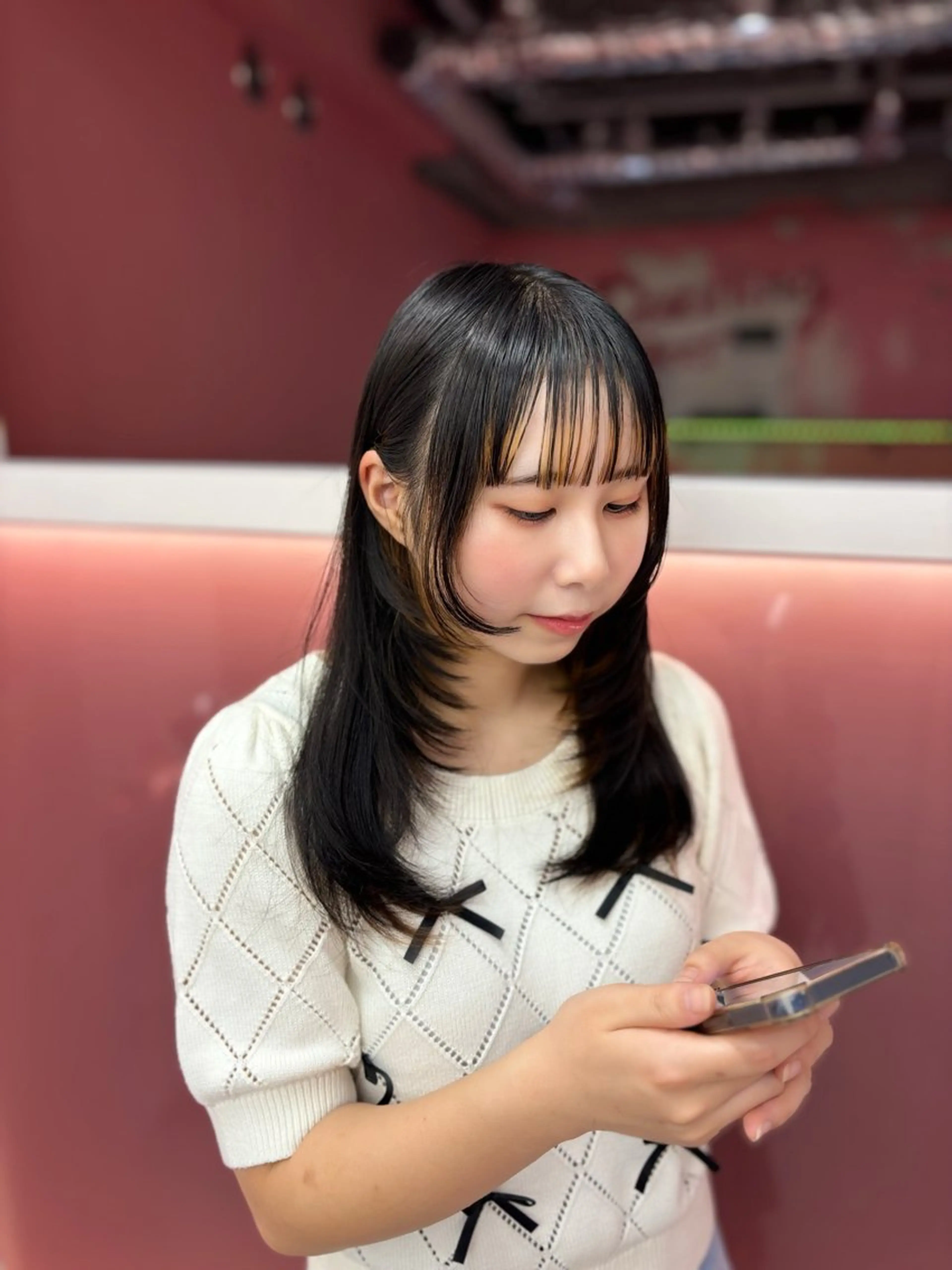 セミロング レイヤーカット 田中麻鈴/ハイトーン /ミルクティーのヘアスタイル