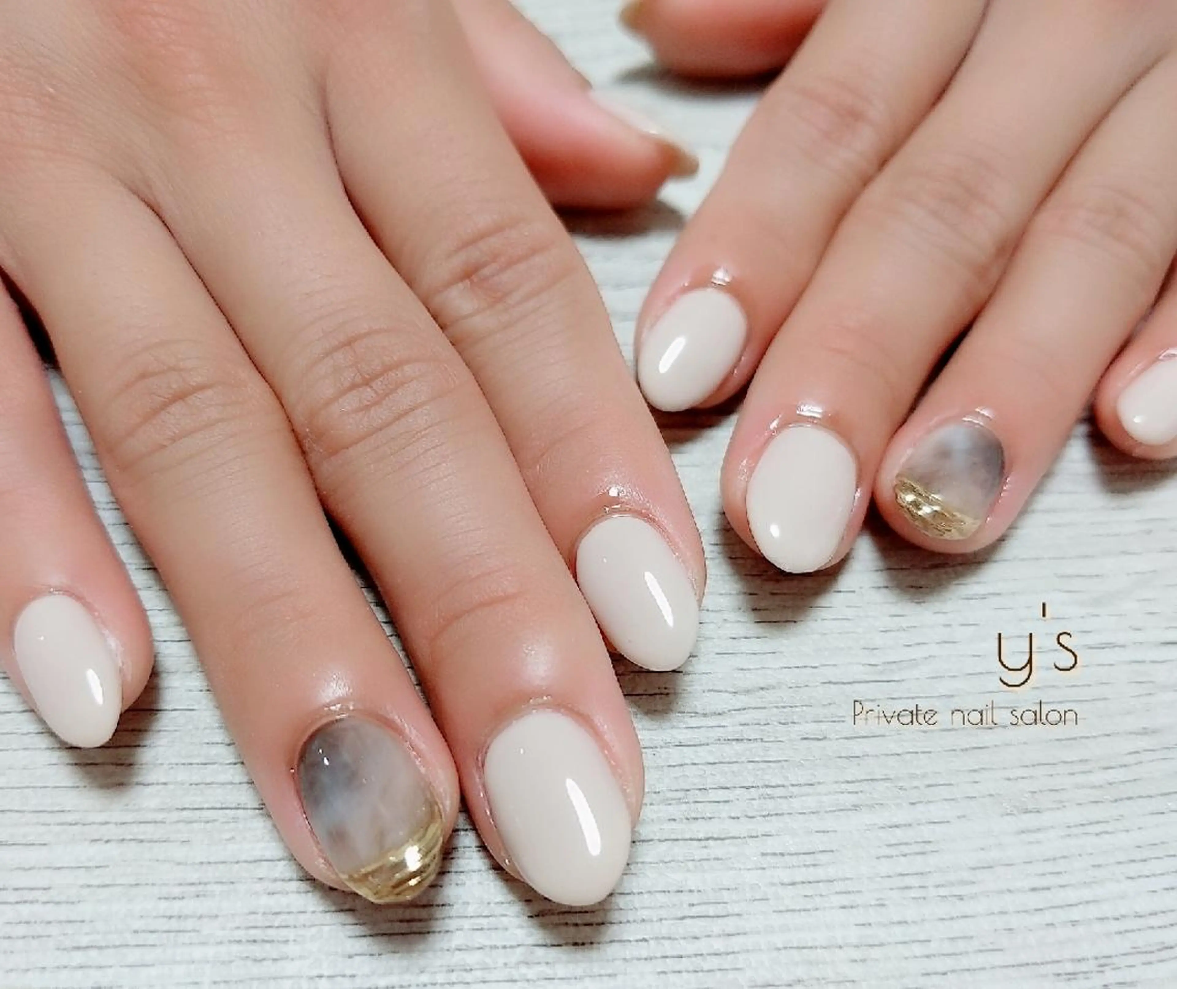 ネイル アートネイル YUMI NAGAI  のネイルデザイン