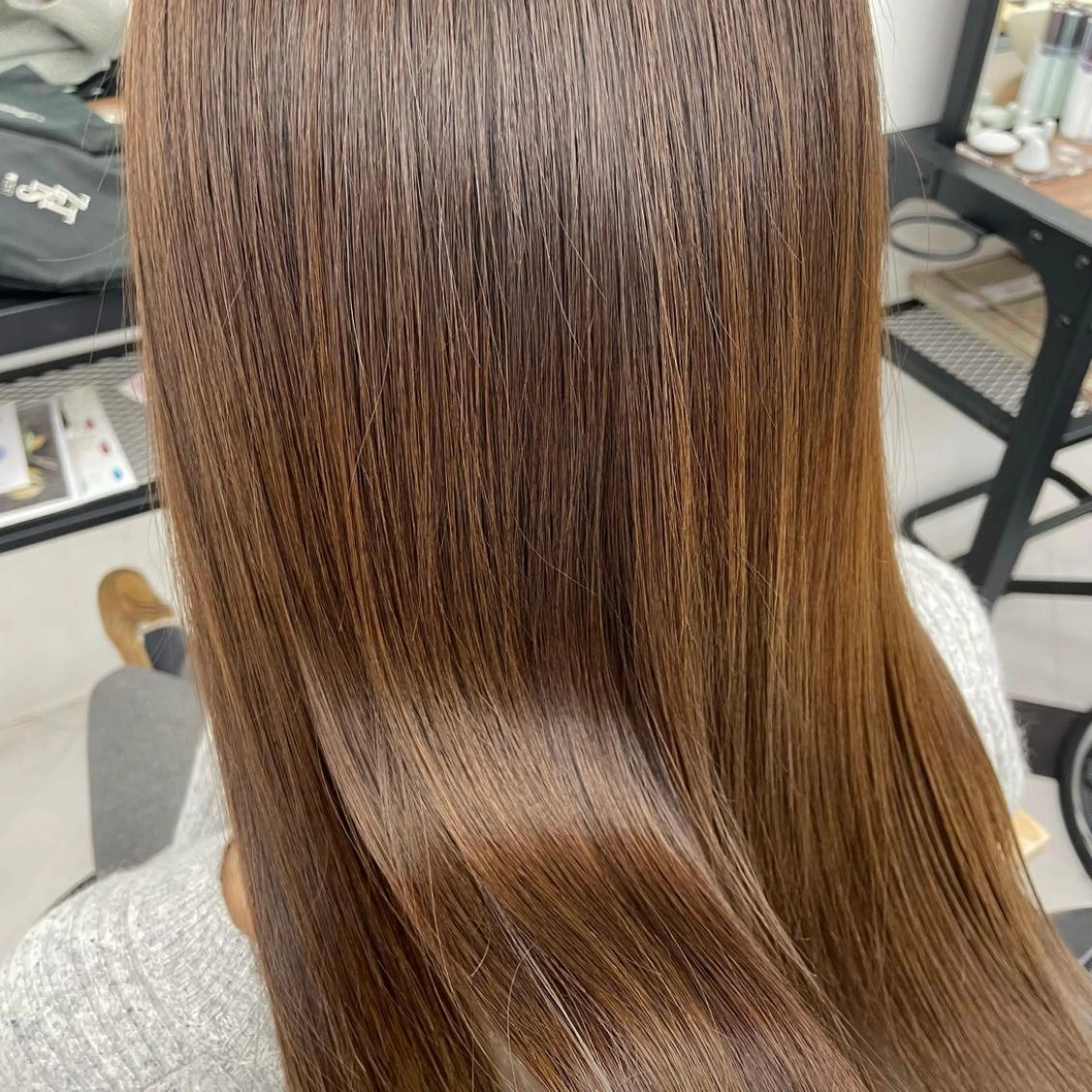 ミディアム カラー パーマ ヘアアレンジ メンズ キッズ ネイル マツエク・マツパ アイブロウ 髪質改善 トリートメント mona/ ストレートスタイル✨のヘアスタイル