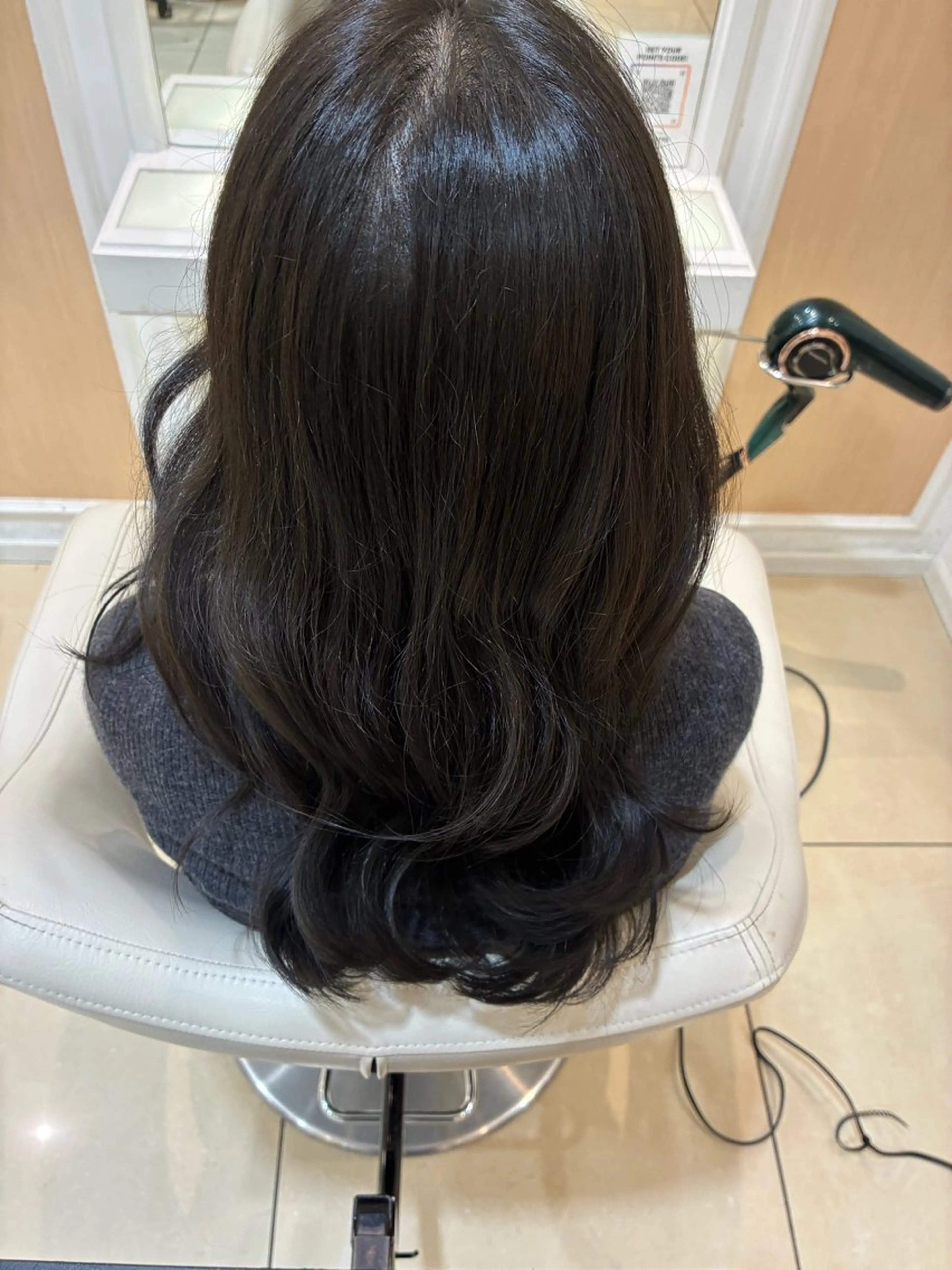 セミロング カラー 🫧Ash中目黒 Kotoka🫧のヘアスタイル