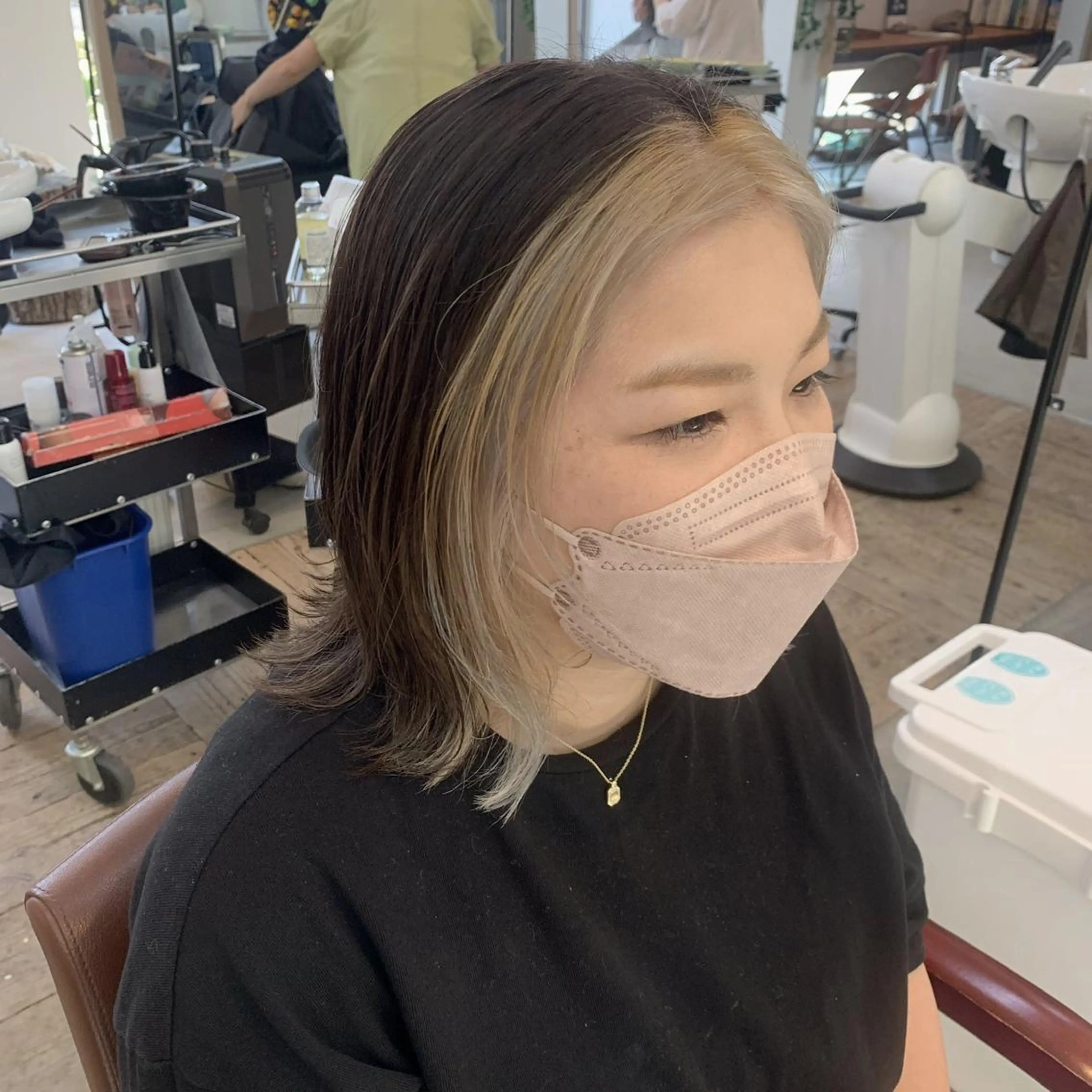 ミディアム カラー カット ヘアカラー 綿貫 美雪のヘアスタイル