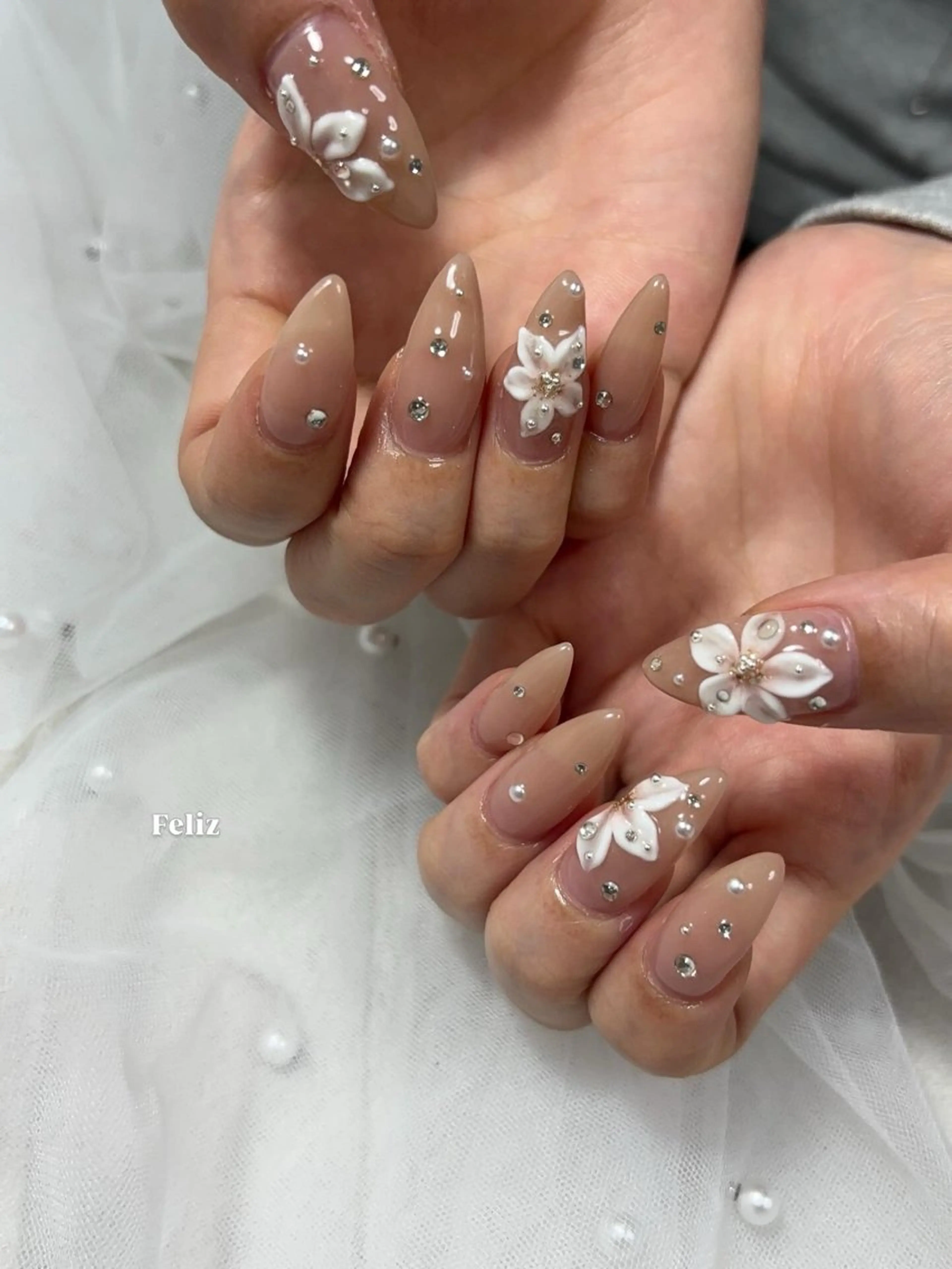 ネイル ハンドネイル ハンドケア Feliz 楽しいネイルサロンのネイルデザイン