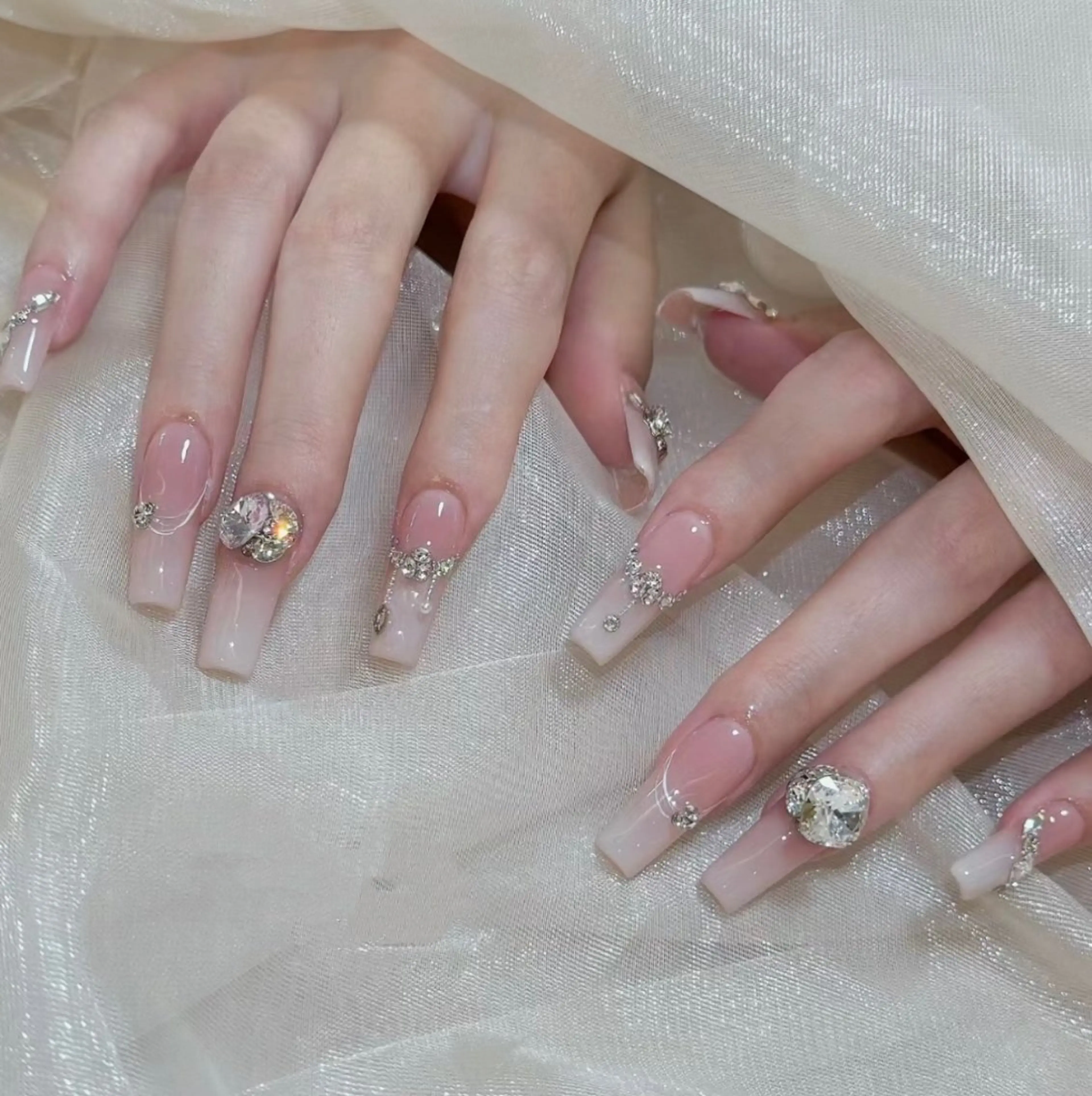 ネイル ハンドネイル D-BEAUTY Nailsalonのネイルデザイン