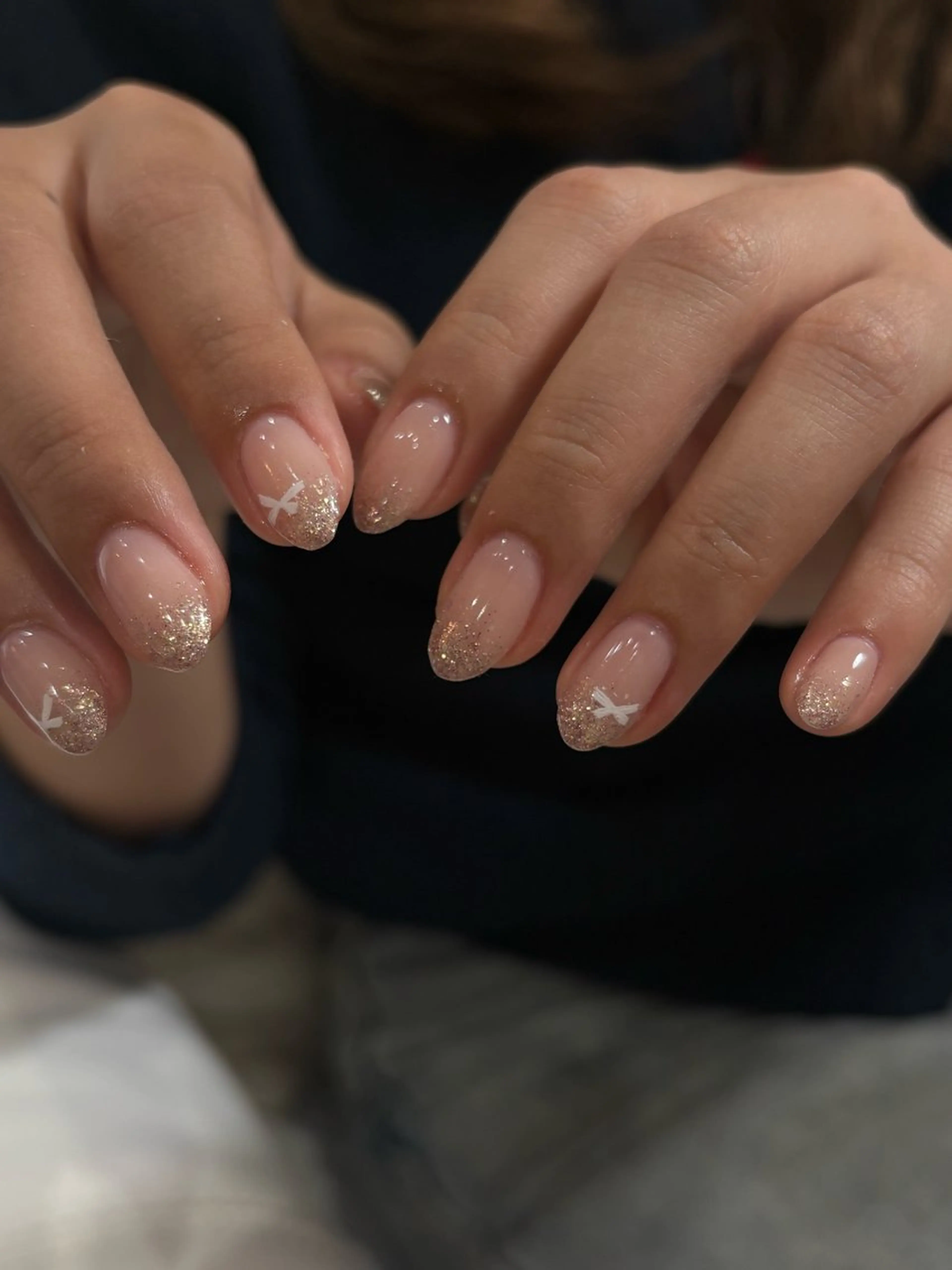 ネイル ラメ(グリッター) ラメグラデーション ピンク リボン ハンドネイル 【 Lea's 】 kaedeのネイルデザイン