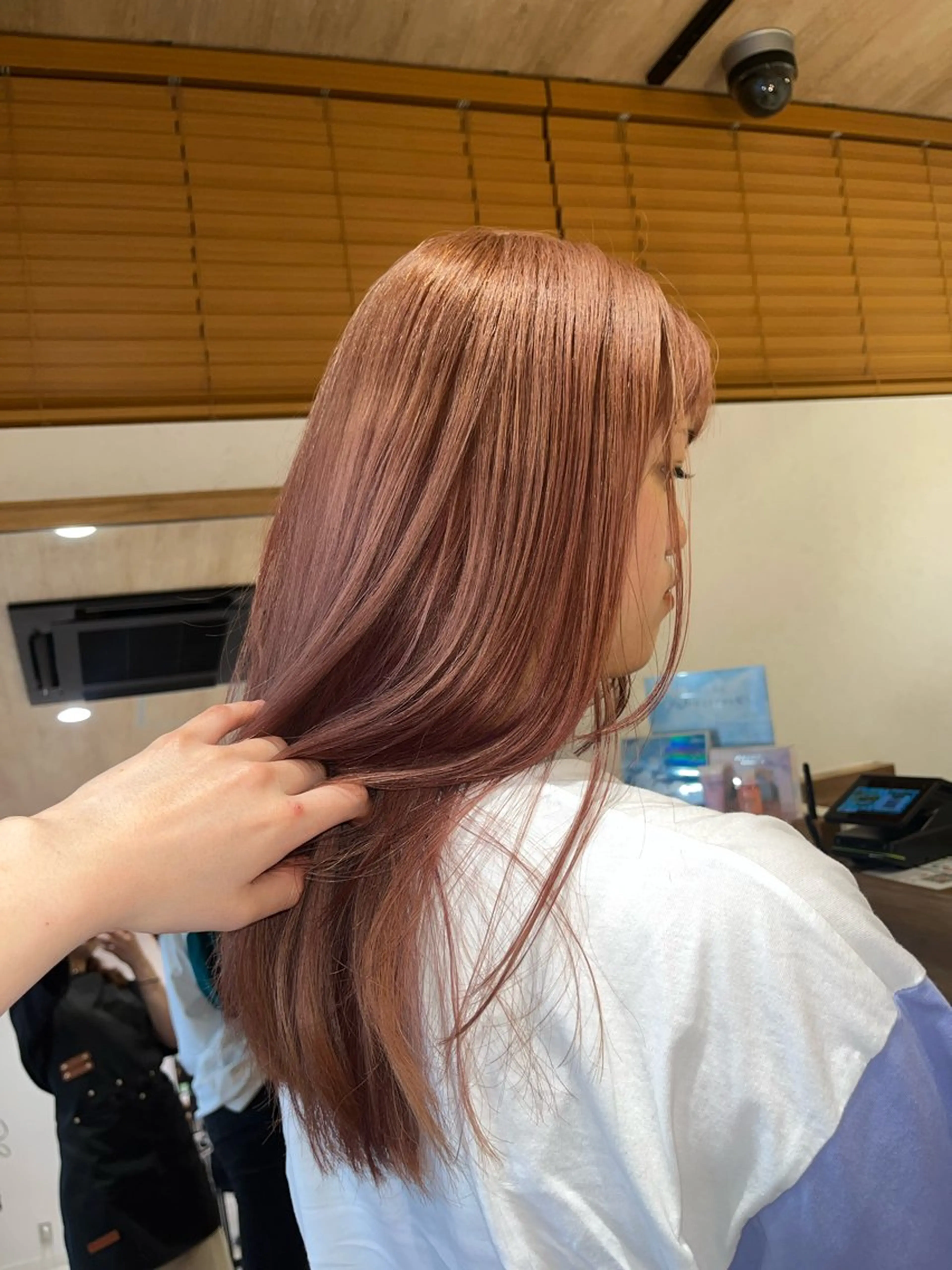 ロング カラー ブリーチ ケアブリーチ ハイトーンカラー 産休中です 艶カラー♡オカのヘアスタイル