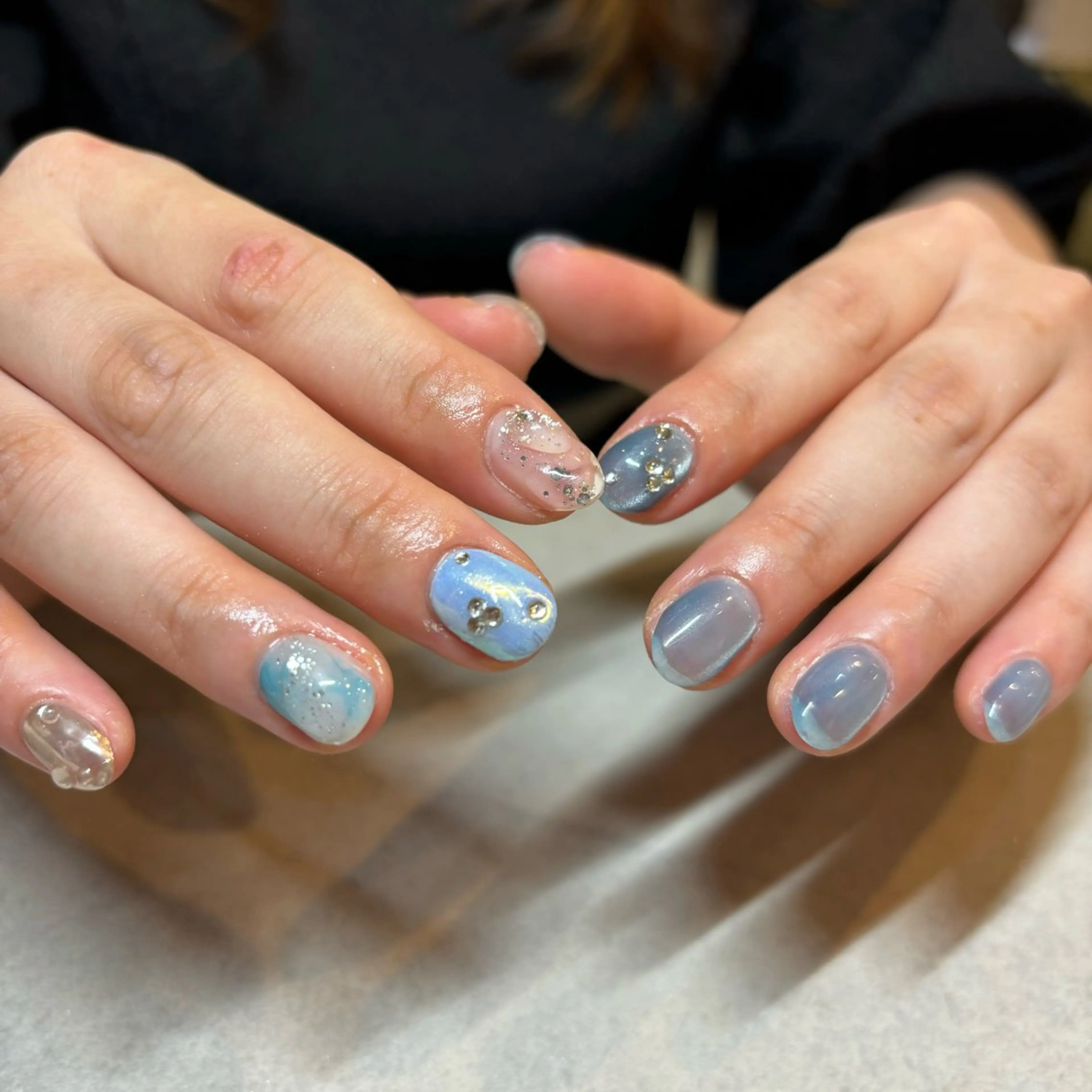 ネイル 氷ネイル・うるうるネイル akane .hのネイルデザイン