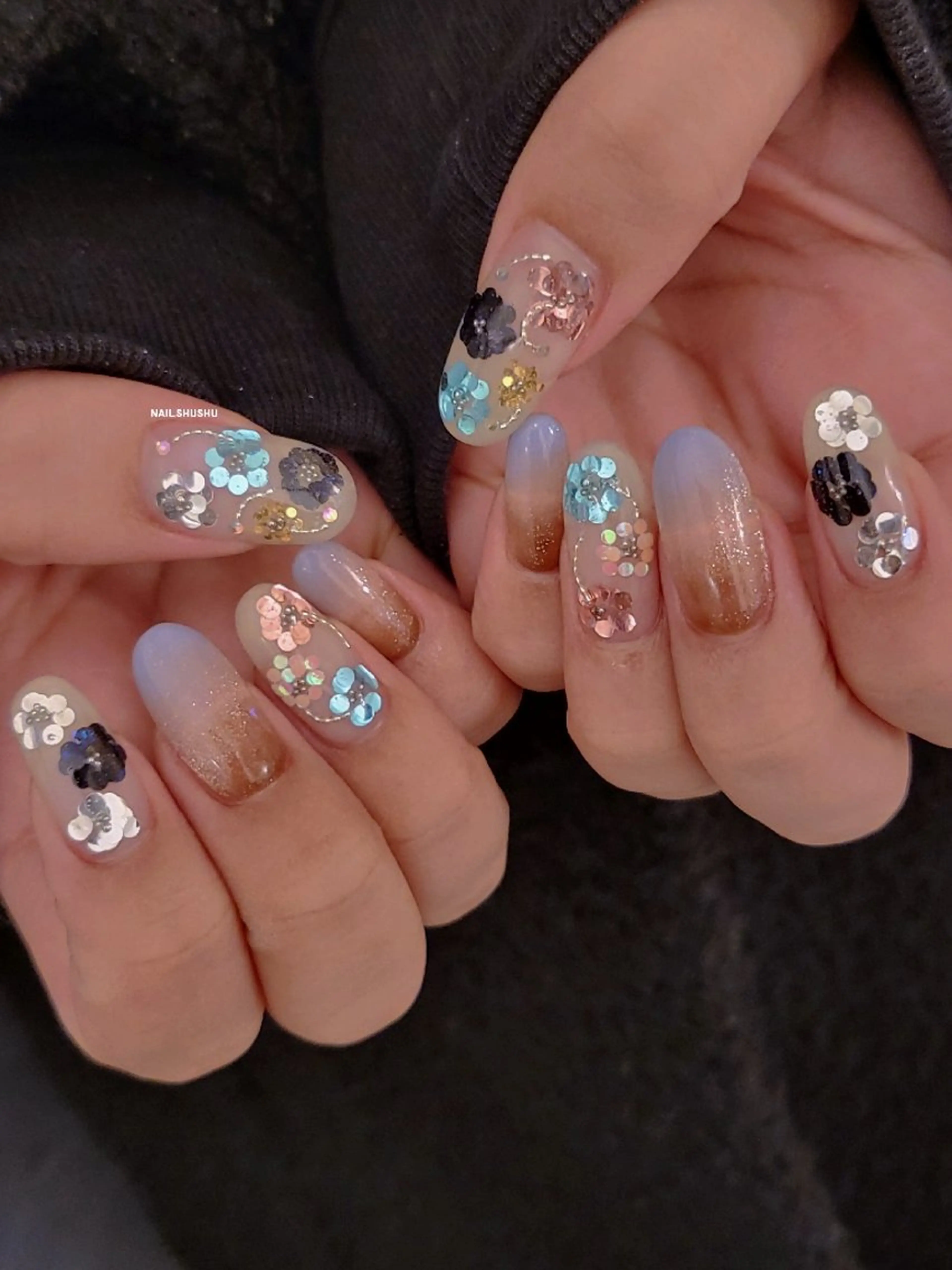 ネイル ハンドネイル 3dパーツ/流行り 👧shushu❤️のネイルデザイン