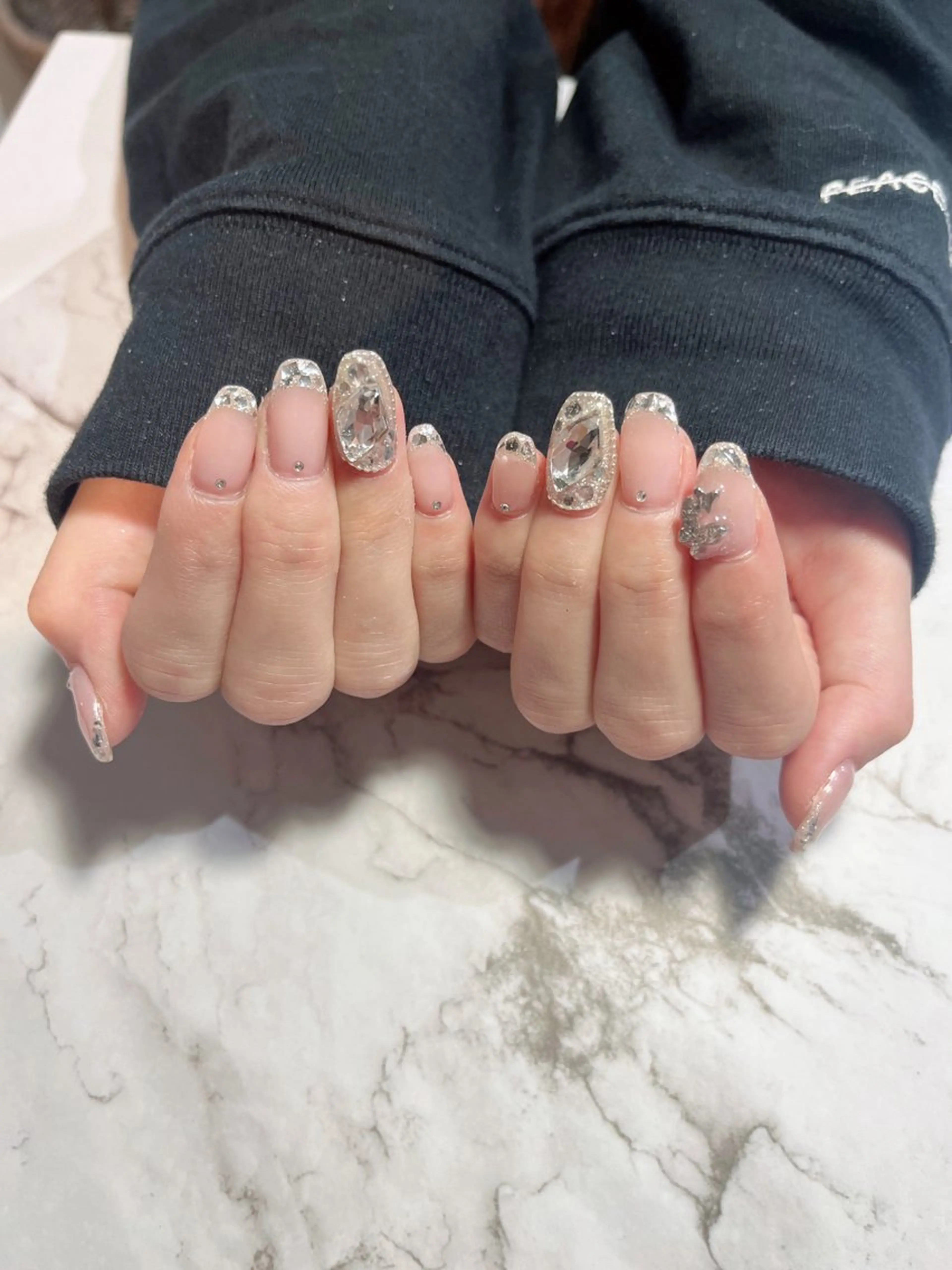 ネイル ハンドネイル アイ.ネイリスト りこの眉毛・アイブロウイメージ