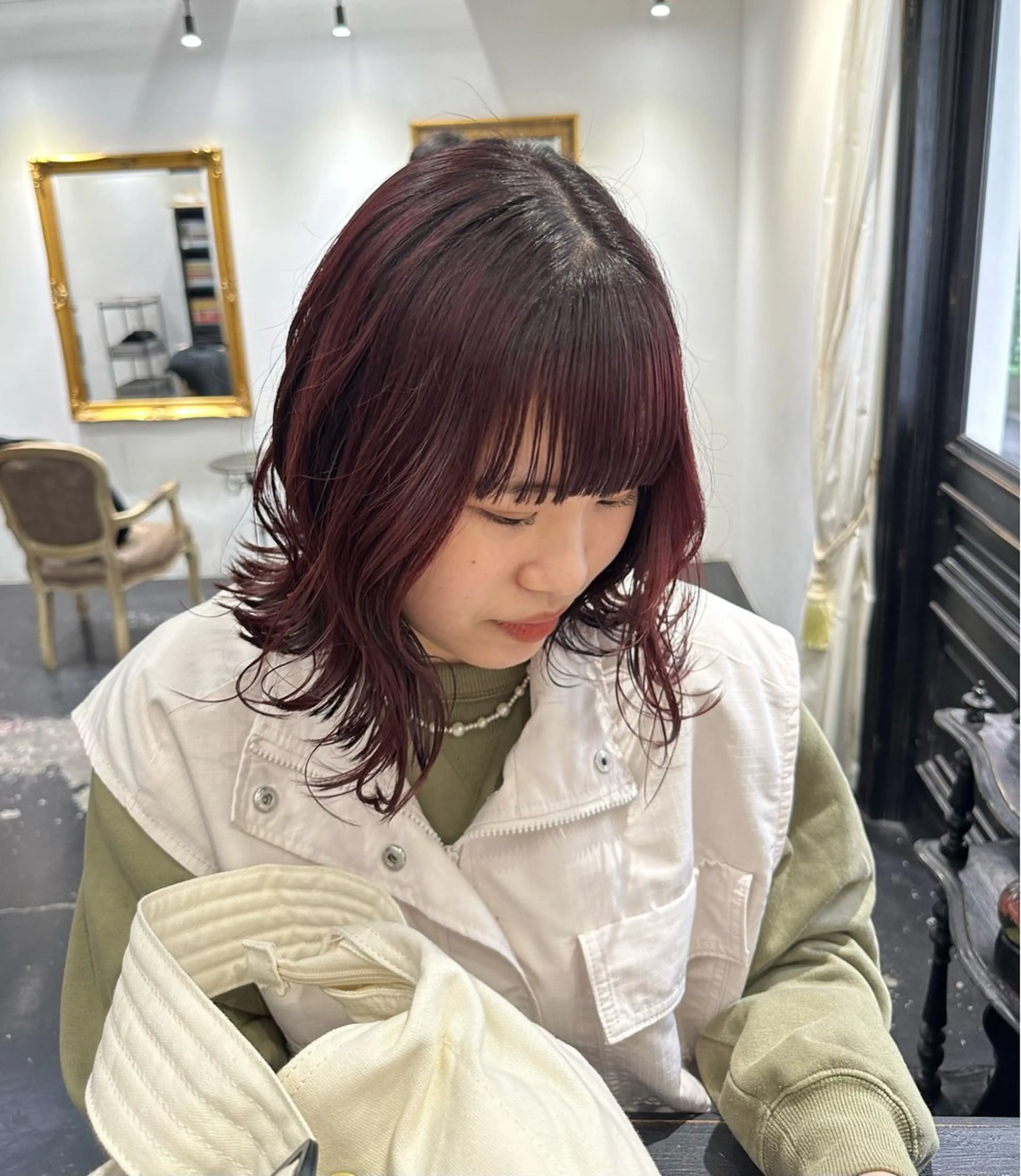 ミディアム カラー ブリーチ ボルドーカラー ダブルカラー ブリーチなしカラー REAL 心斎橋所属・ブリーチ/ベージュ /natsumiのヘアスタイル