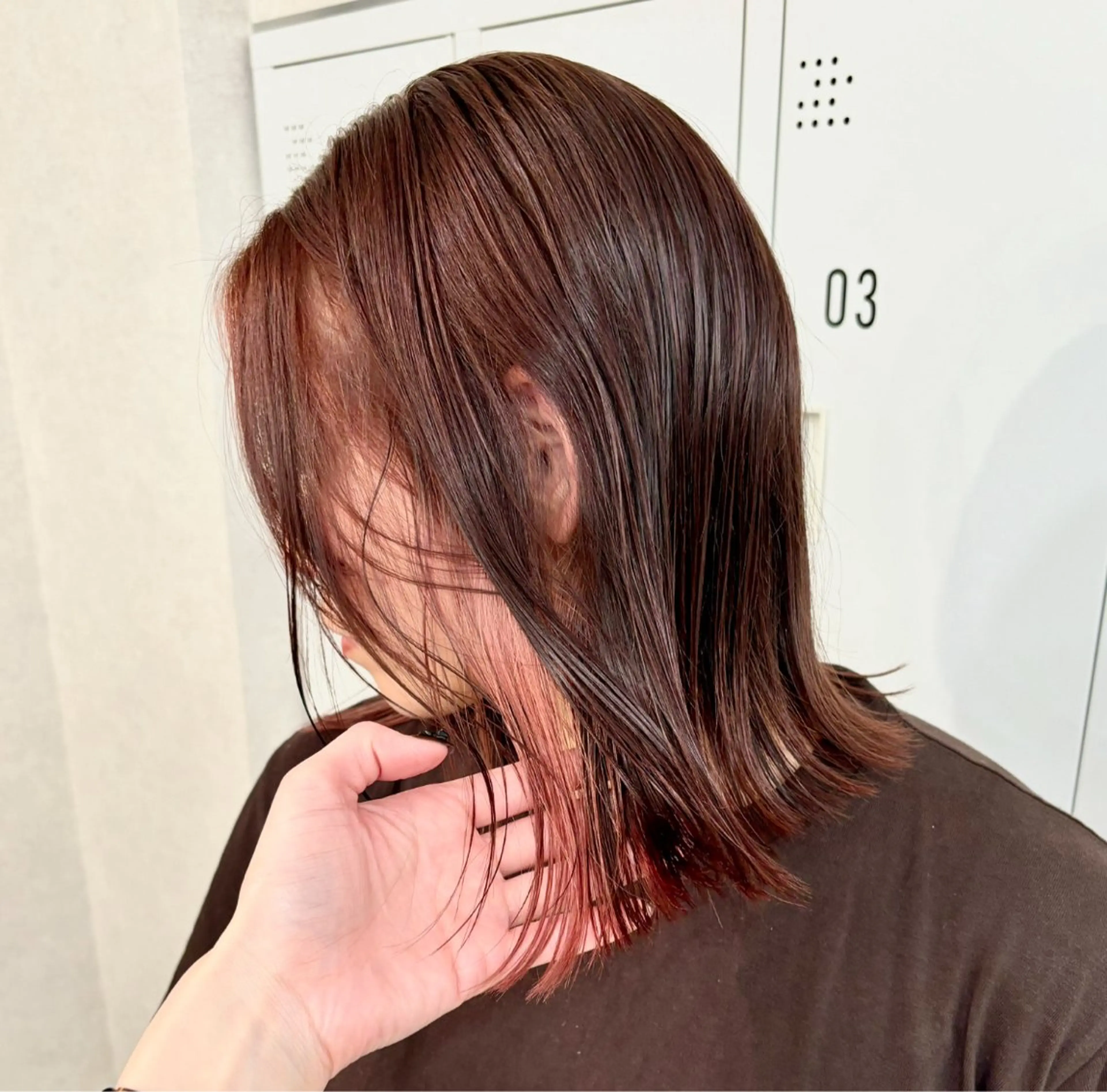 ショート カラー ブラウンカラー ピンクカラー ネヅ カオルのヘアスタイル