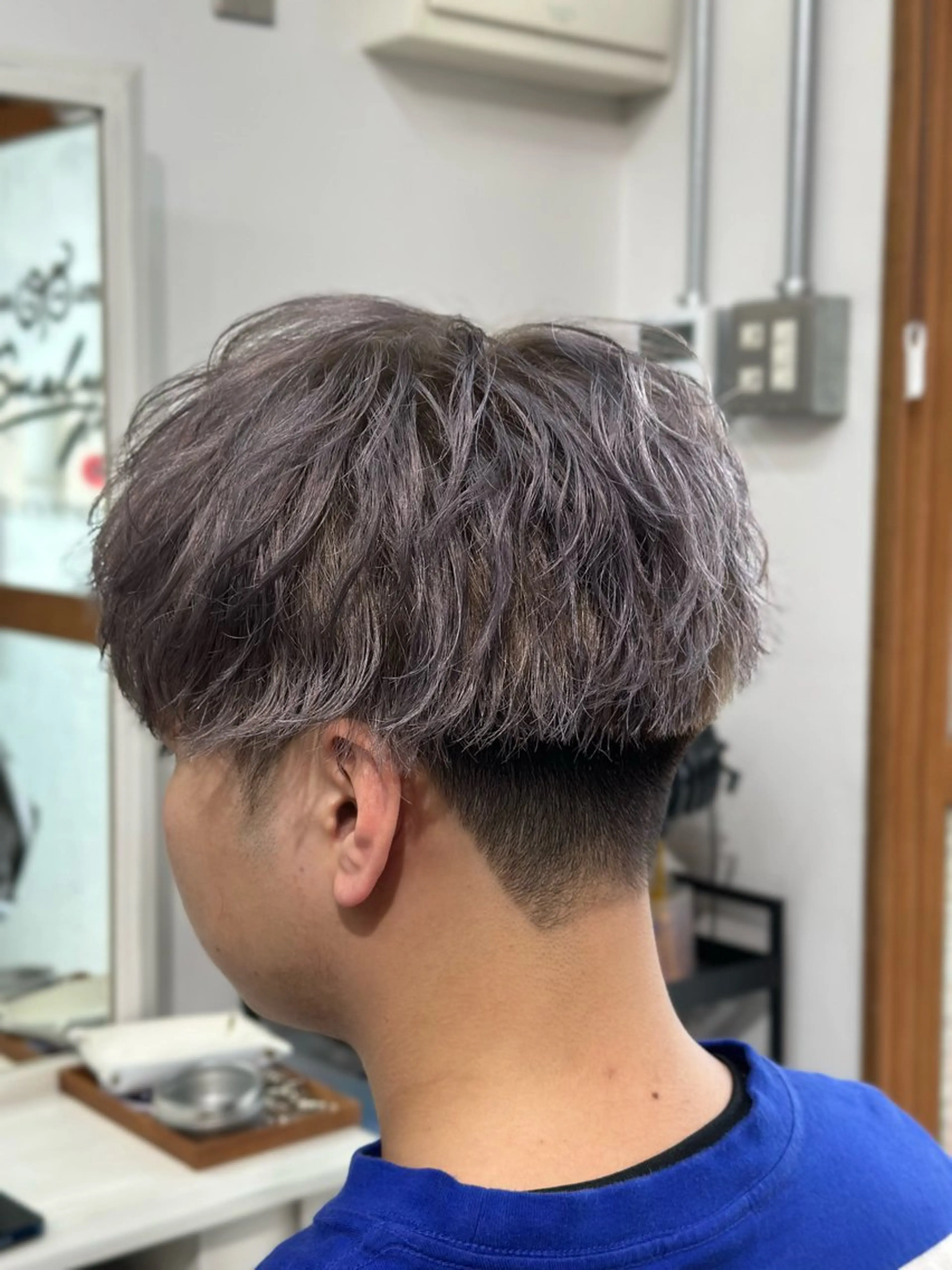 カラー メンズ アッシュ シルバー シルバーアッシュ ヘアカラー Snalyメンズ特化 スエハラのヘアスタイル