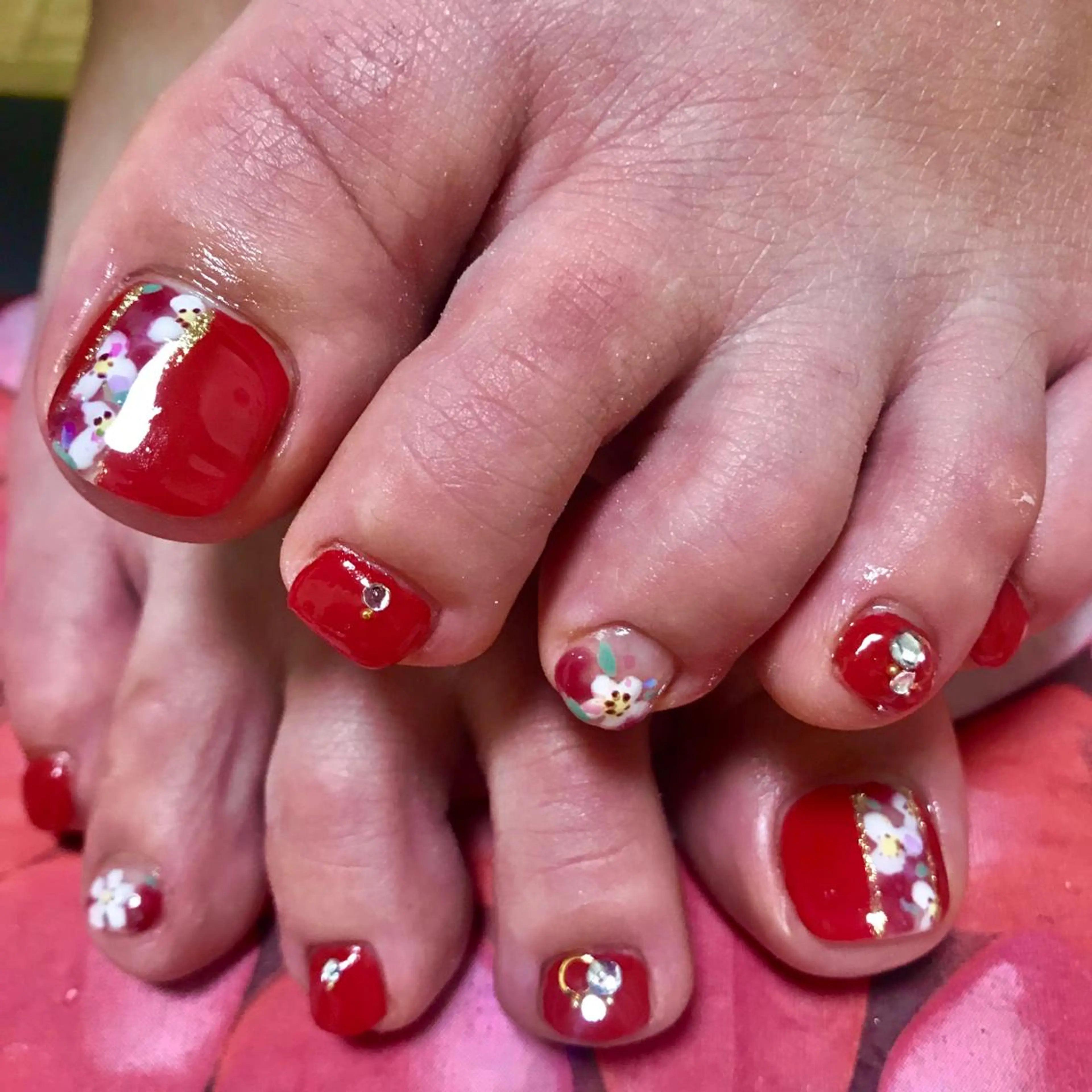 ネイル LOVEnail tomoのネイルデザイン