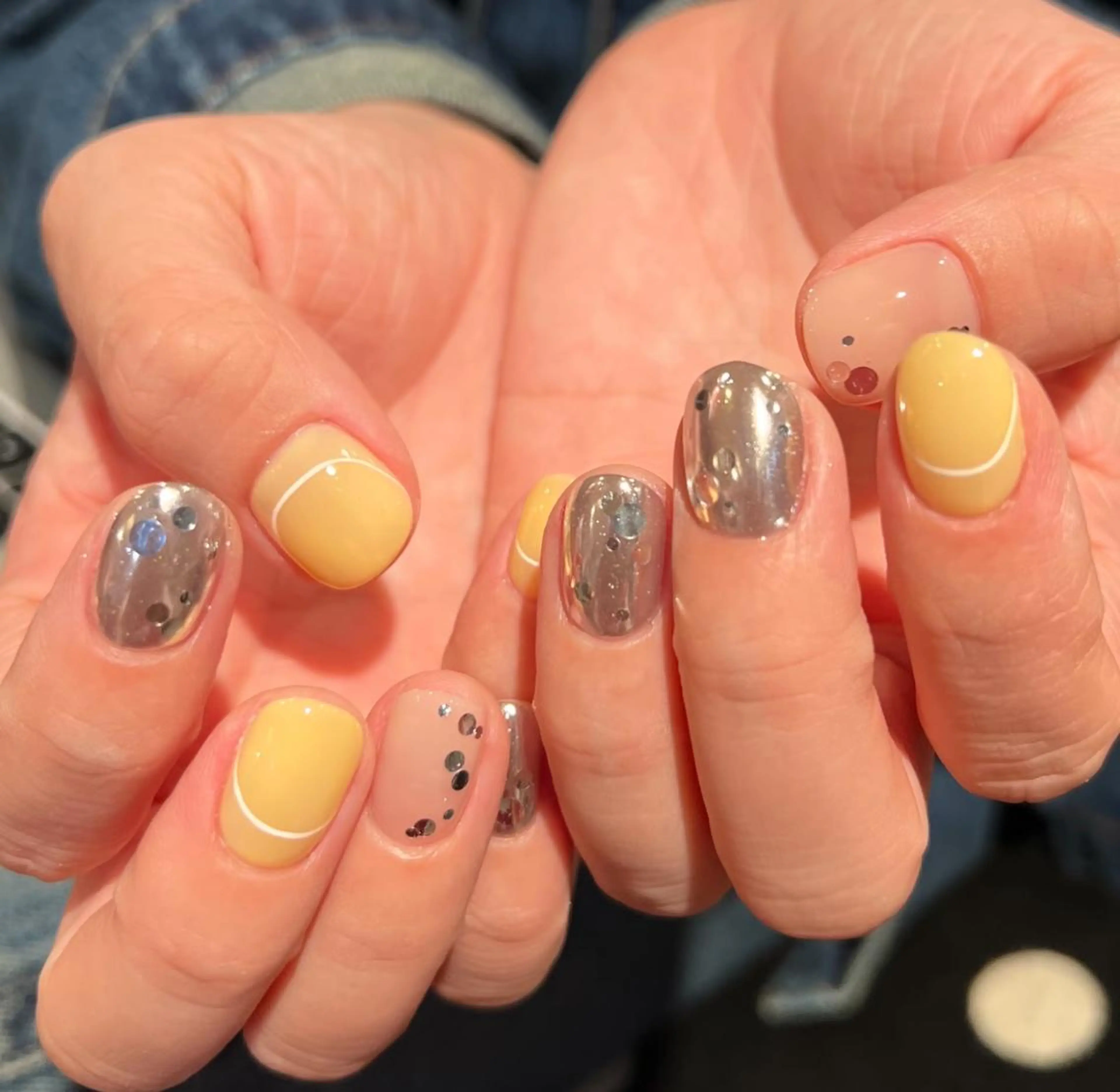 ネイル ハンドネイル エリ🫧 nail池袋東口のネイルデザイン