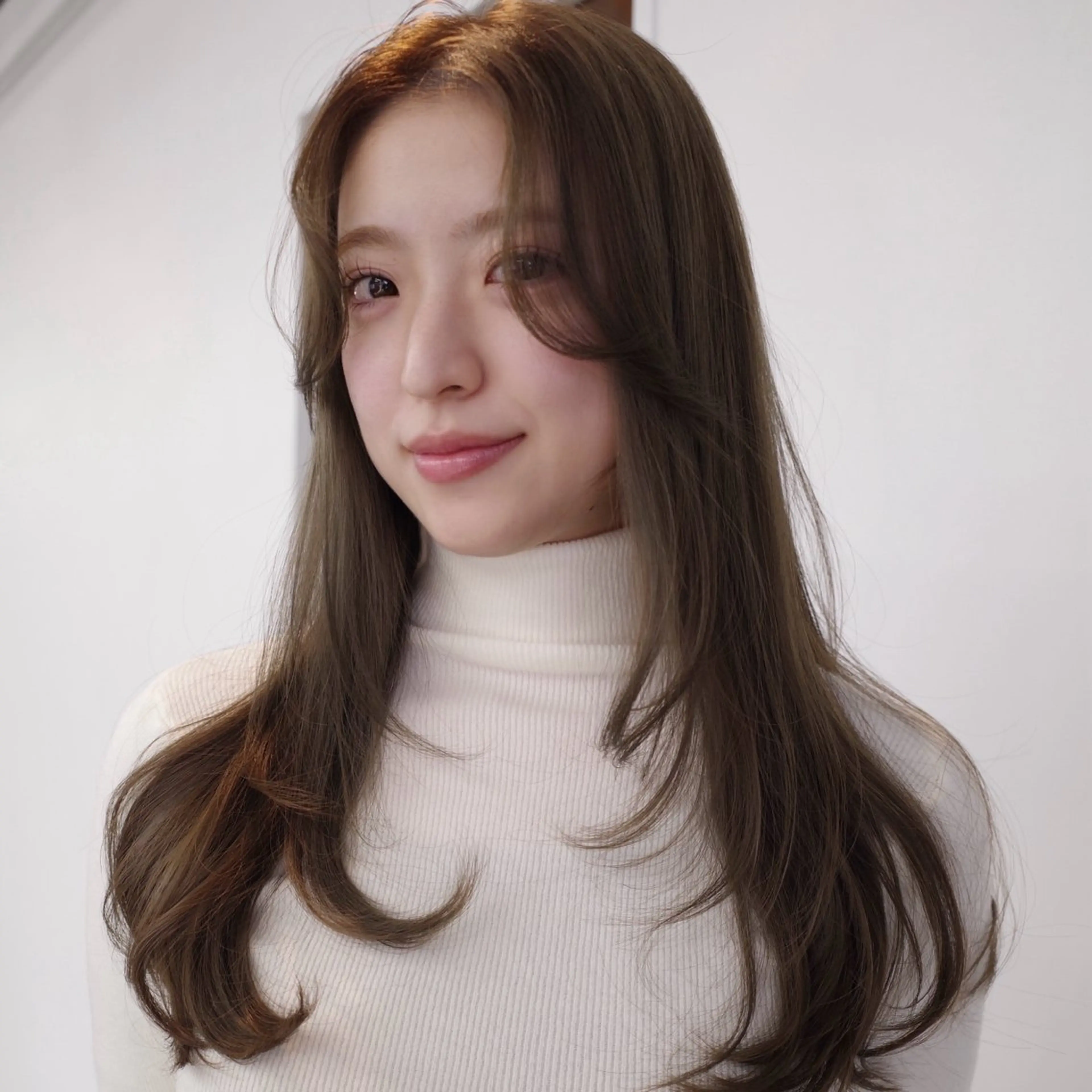 ロング カット ヘアカラー son hair所属・葉 /レイヤーカットのヘアスタイル