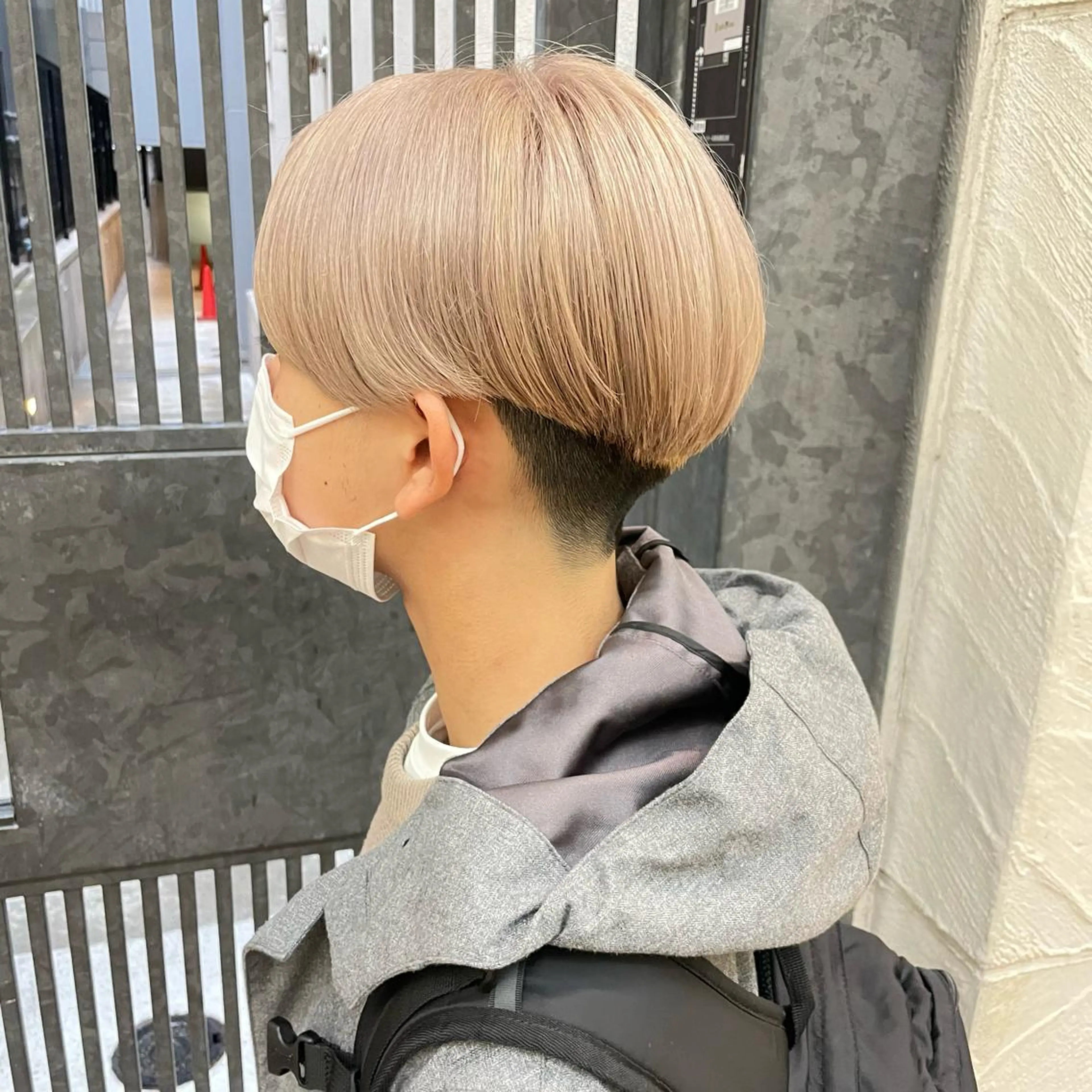 ショート メンズ メンズバレイヤージュ メンズブリーチ メンズハイライト メンズハイトーン メンズインナーカラー 大人可愛い/レイヤー /ブリーチ/溝口誠二のヘアスタイル