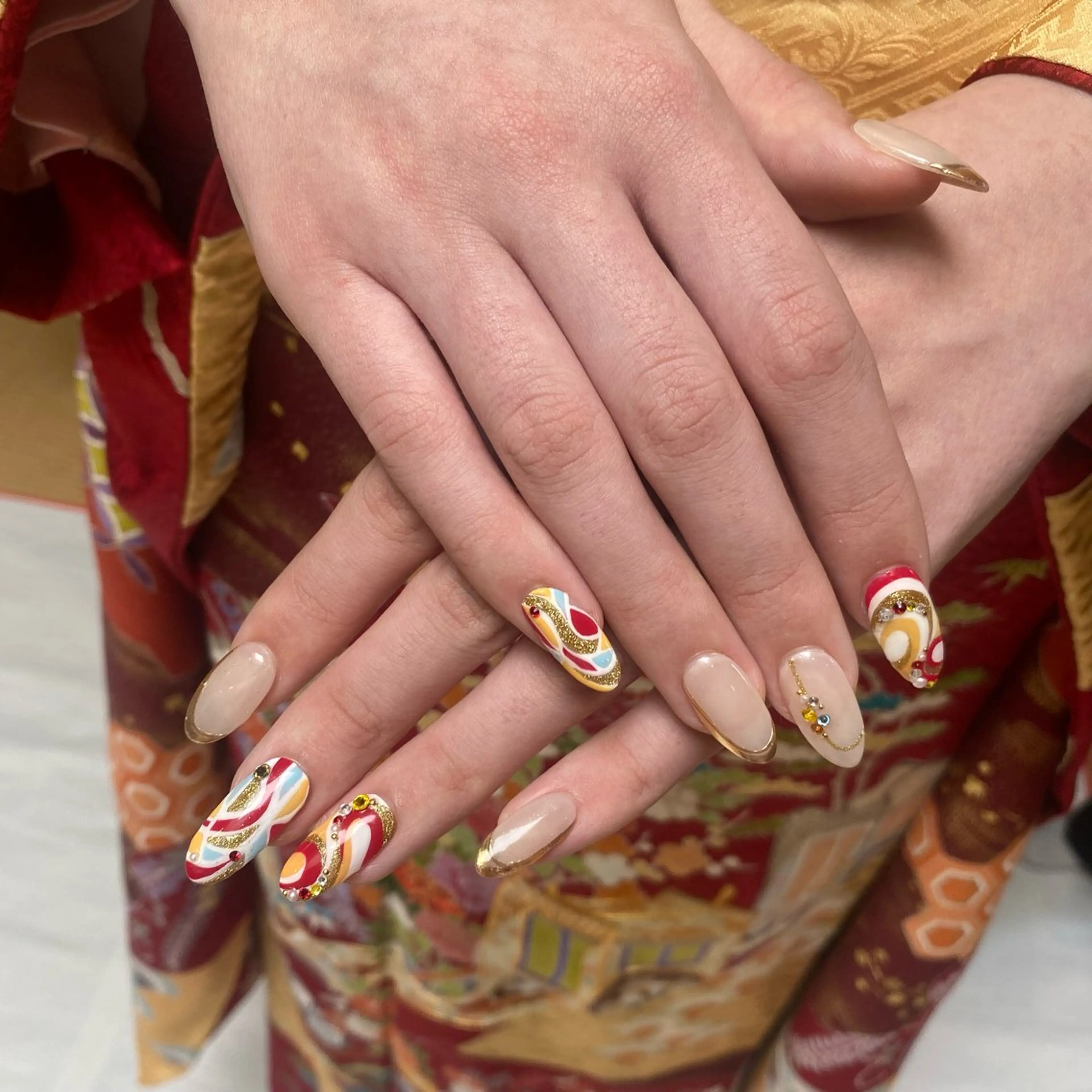 ネイル フットネイル フレンチネイル ジェルネイル グラデーション マグネットネイル misa🫧ナチュラ ル縮毛矯正/髪質改善のヘアスタイル