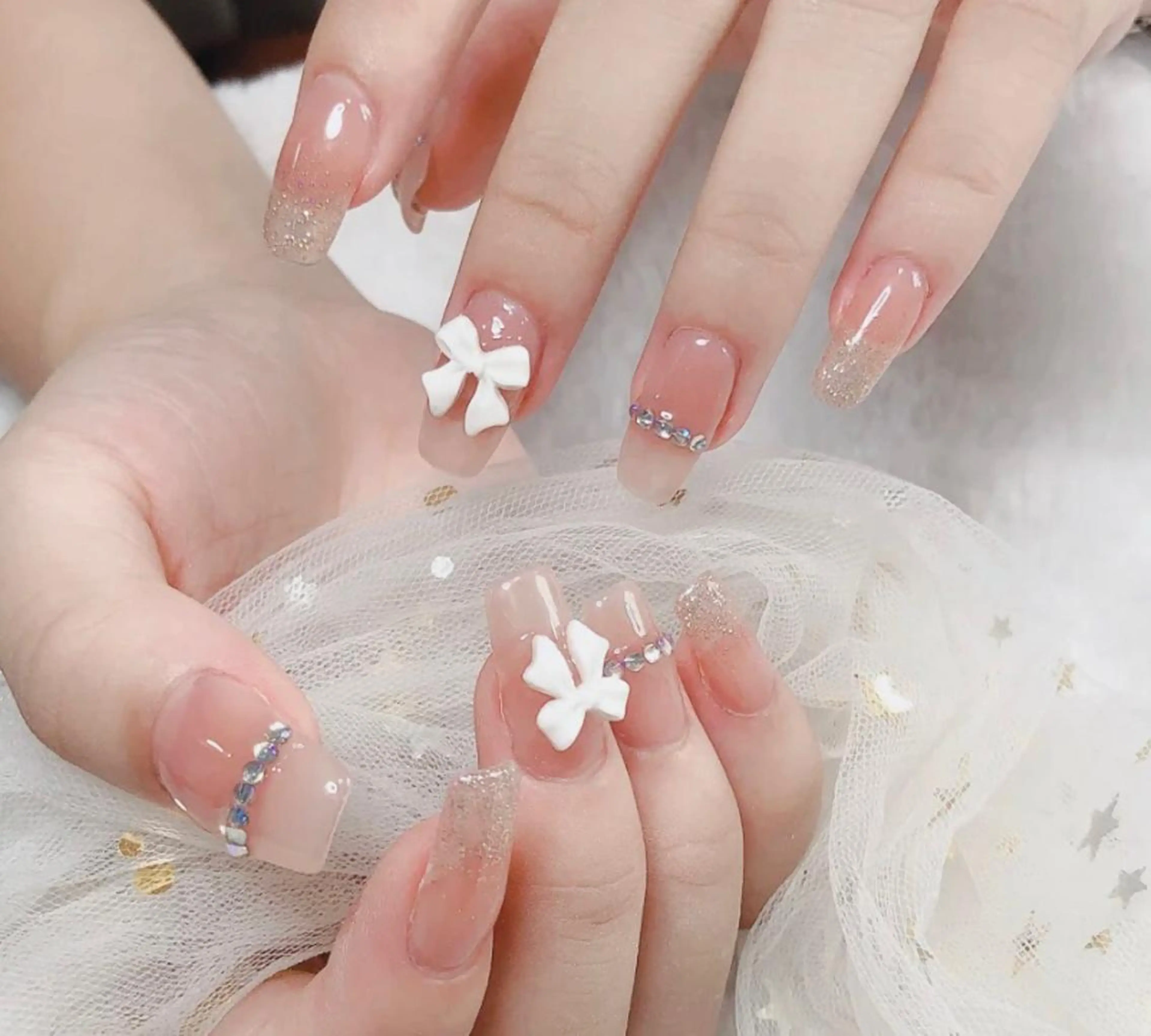 ネイル ハンドネイル VIVIAN リサのネイルデザイン