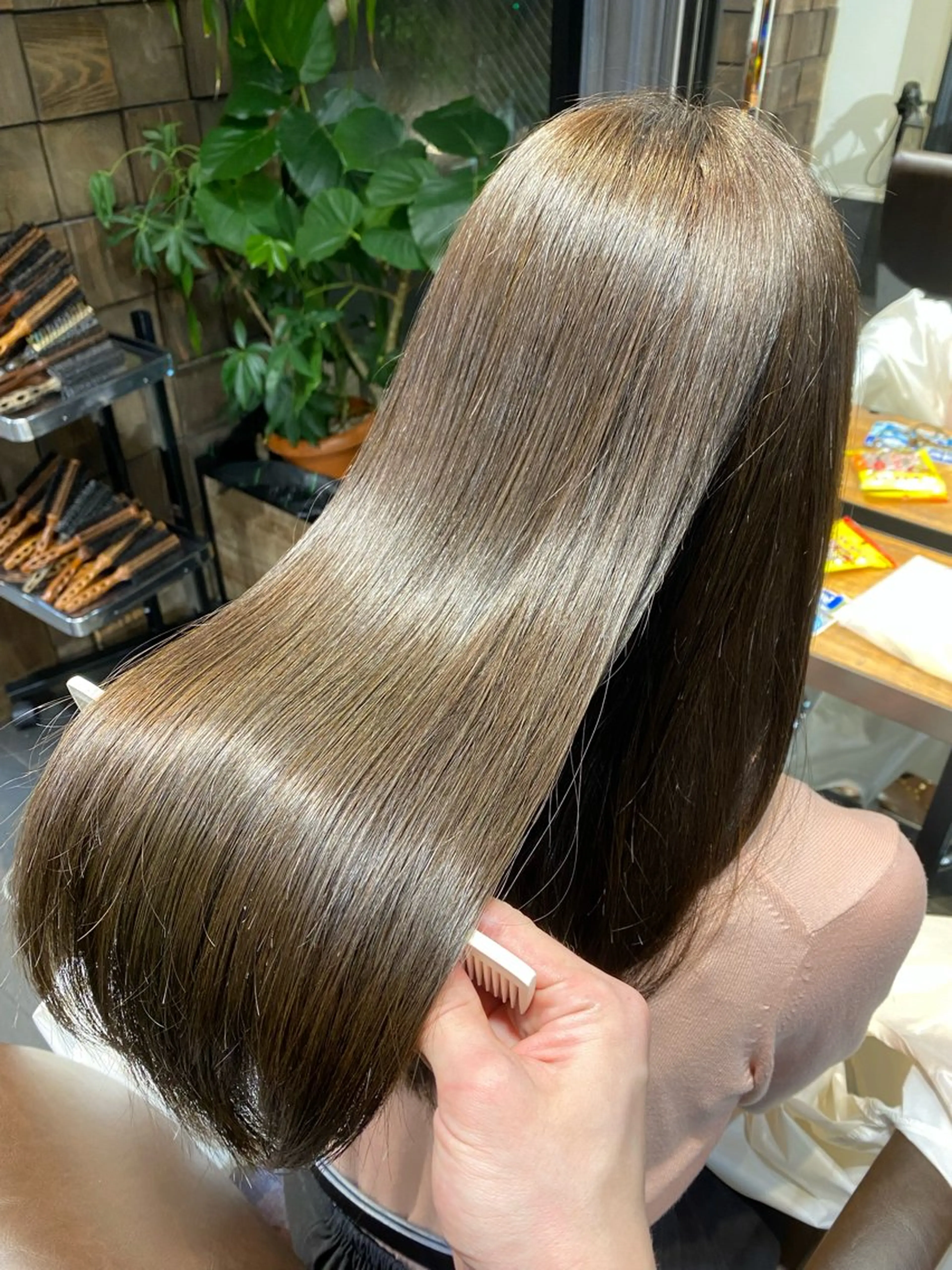 【整形級艶髪】髪質改善メテオカラーの写真