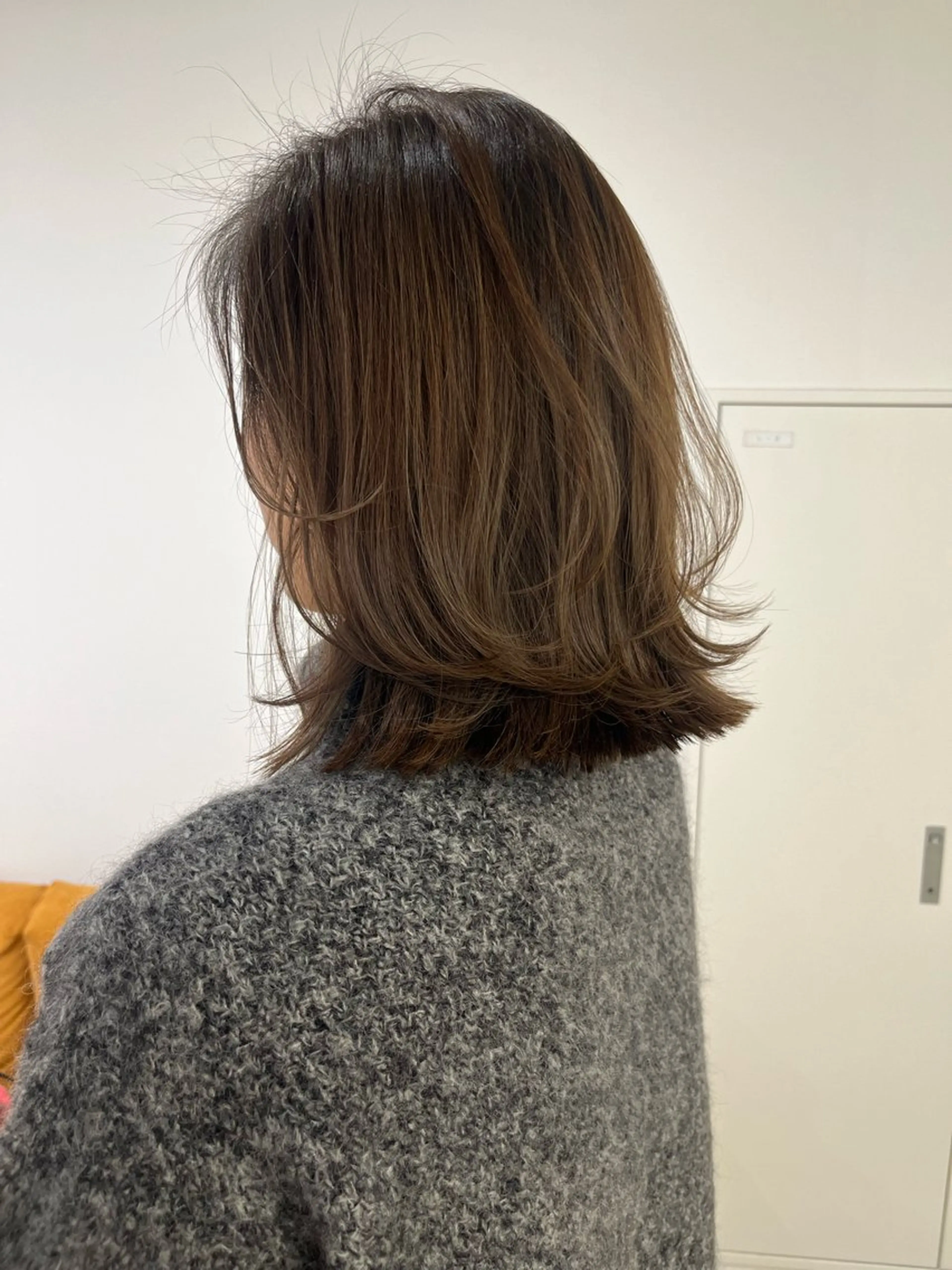 ミディアム レイヤーカット 箱崎 凪沙のヘアスタイル