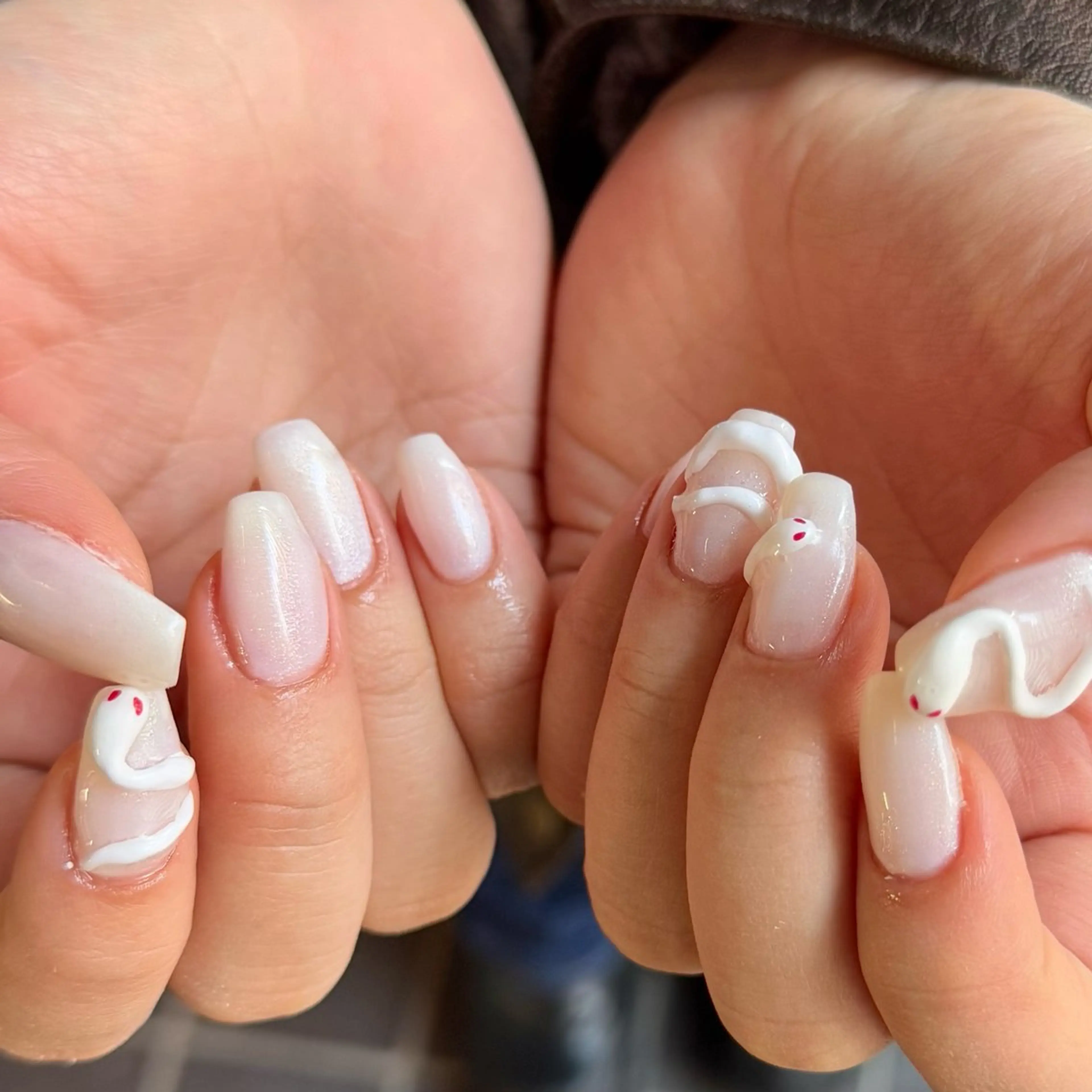 ミディアム 小川 柚香のネイルデザイン