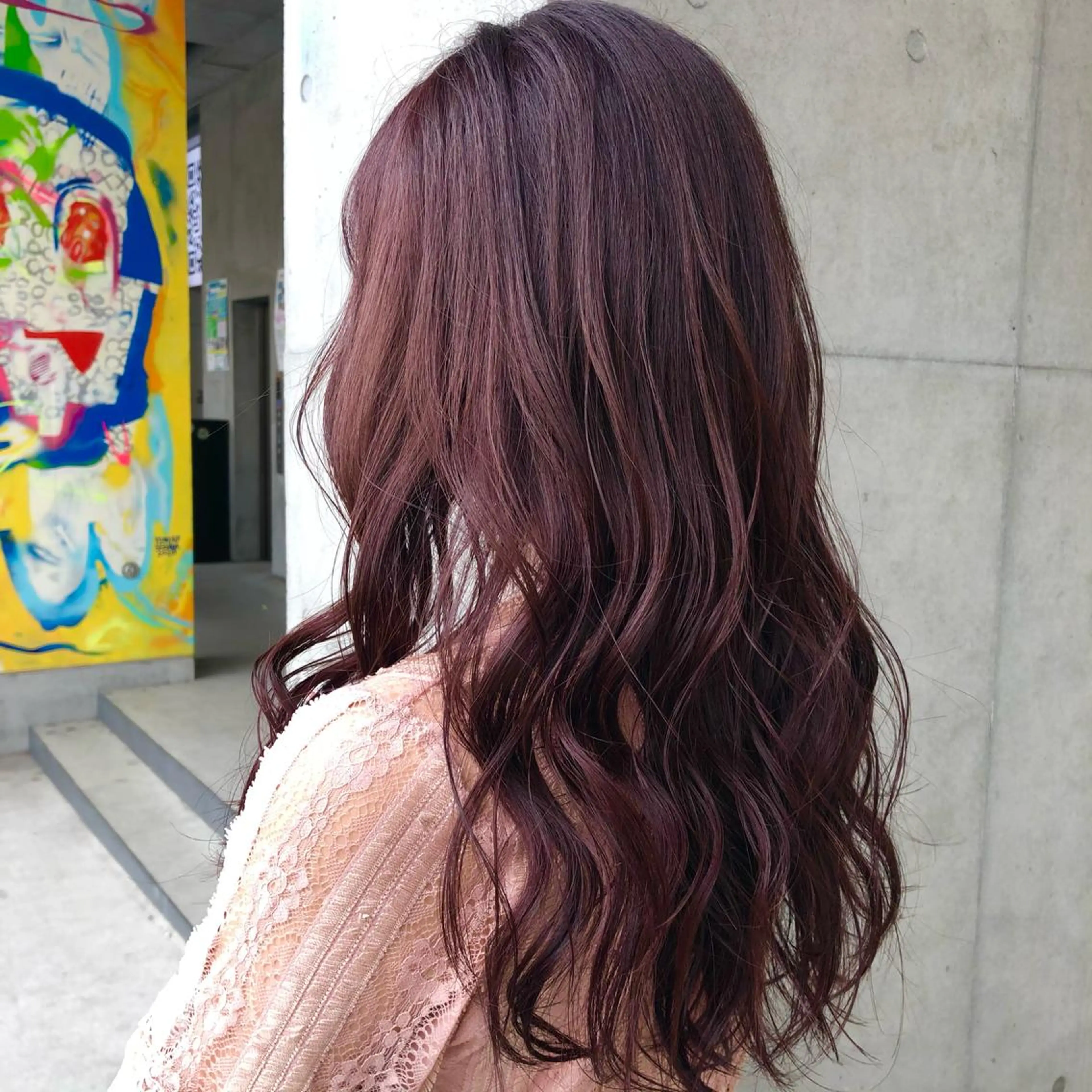 カラー ブリーチ ダブルカラー ブリーチなしカラー ピンクカラー 柔らかカラー🫧🌱 ナナコのヘアスタイル