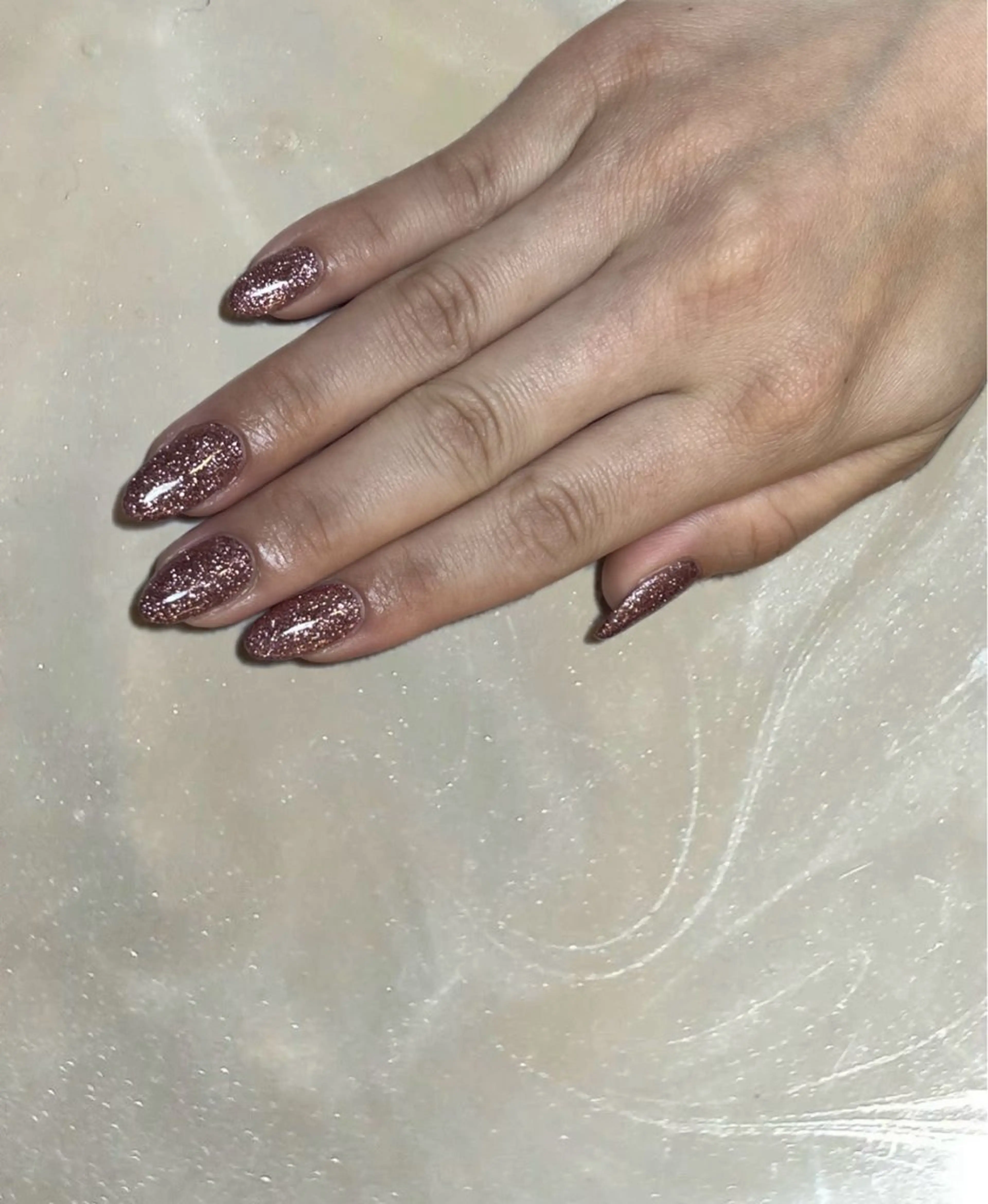 ネイル 長さ出し ラメ(グリッター) ピンク スカルプネイル Luana /Miyukiのネイルデザイン