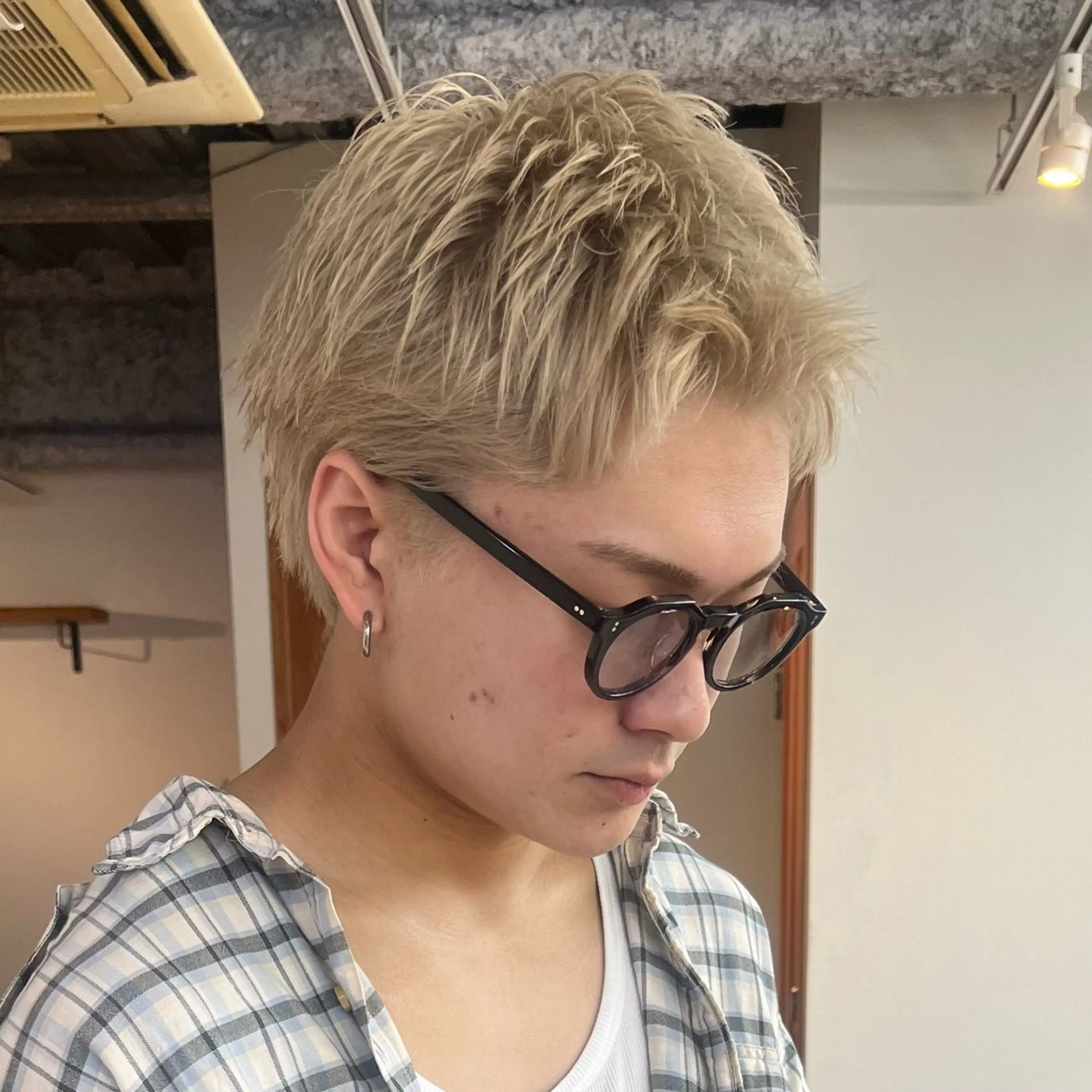 ショート ショートヘア カット ヘアカラー 大人メンズヘア メンズパーマSHUNのヘアスタイル