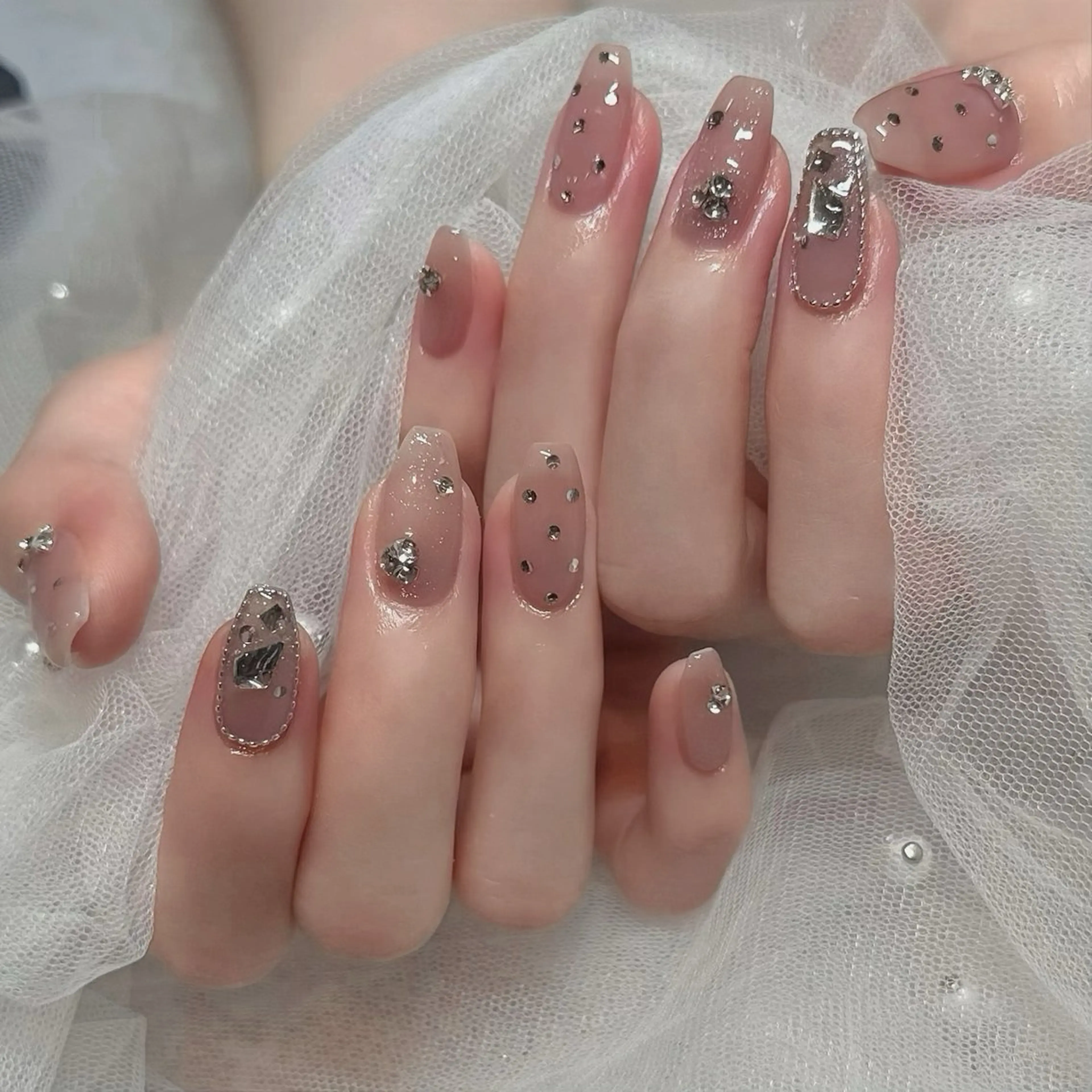 ネイル ピンク ハンドネイル Eluna 新宿所属・Karen 新宿のネイルデザイン