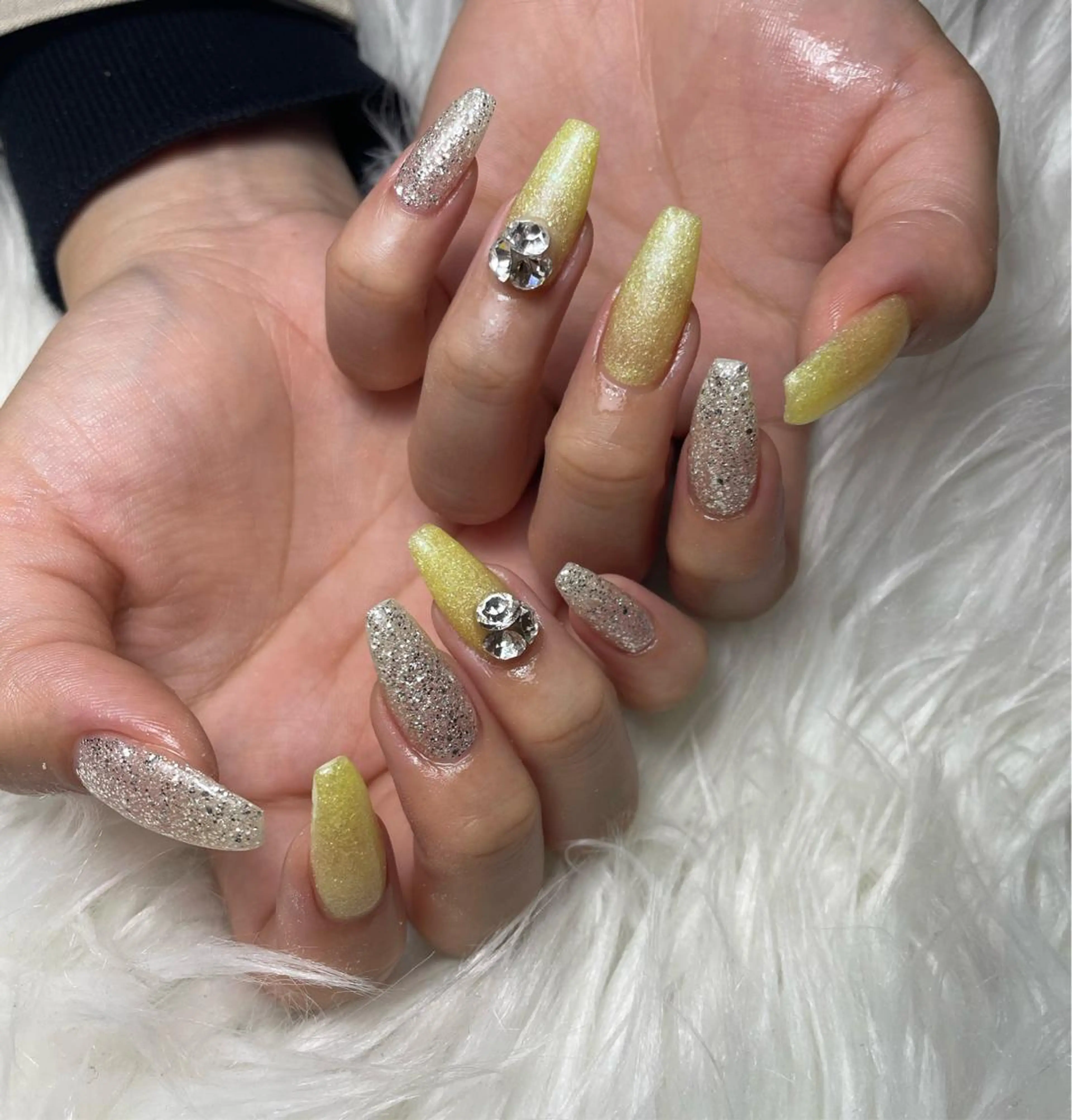 ロング ネイル BELLUNA Mizuki❤︎のネイルデザイン