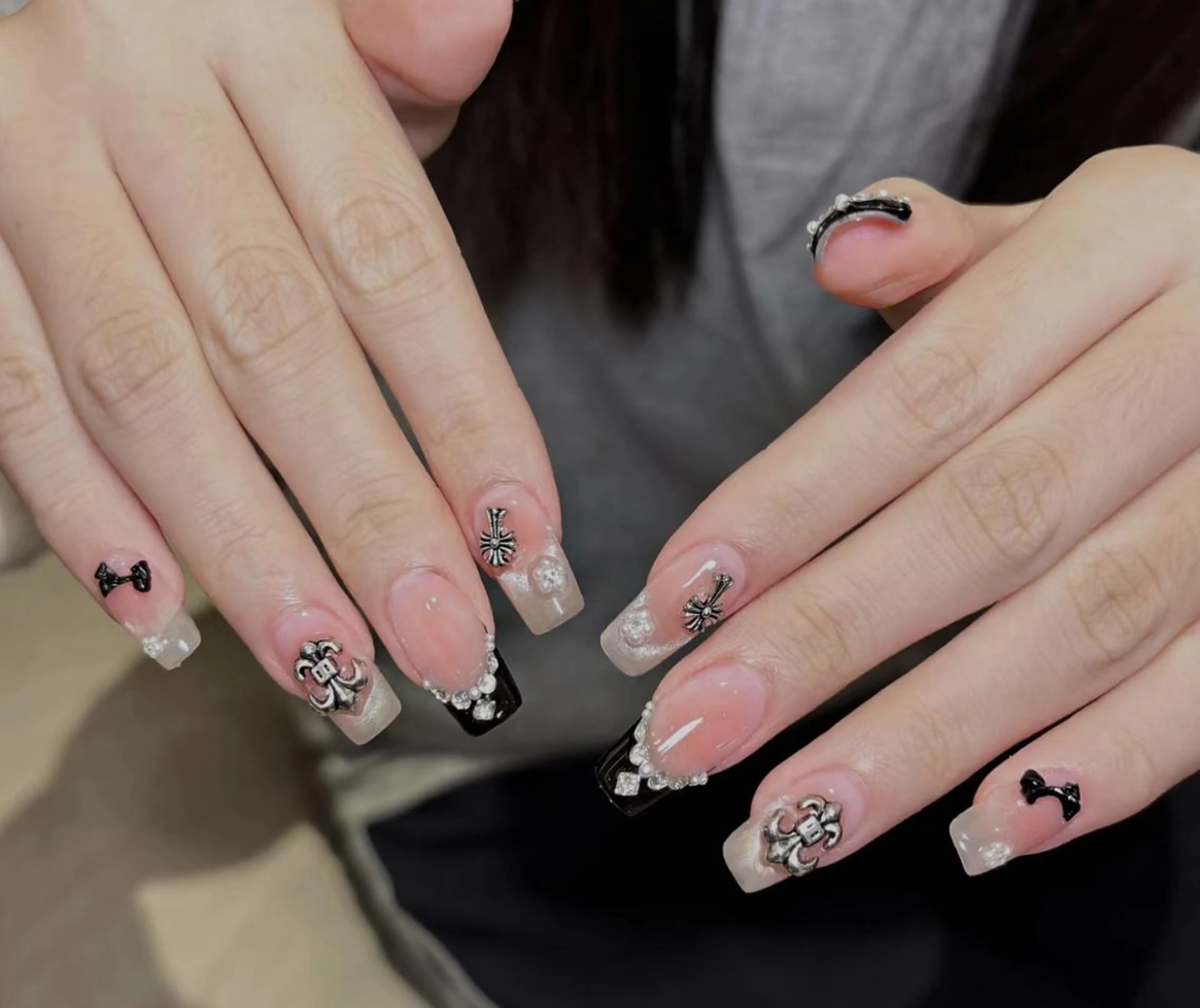 ネイル ハンドネイル 🎀 NaNa_nailのネイルデザイン