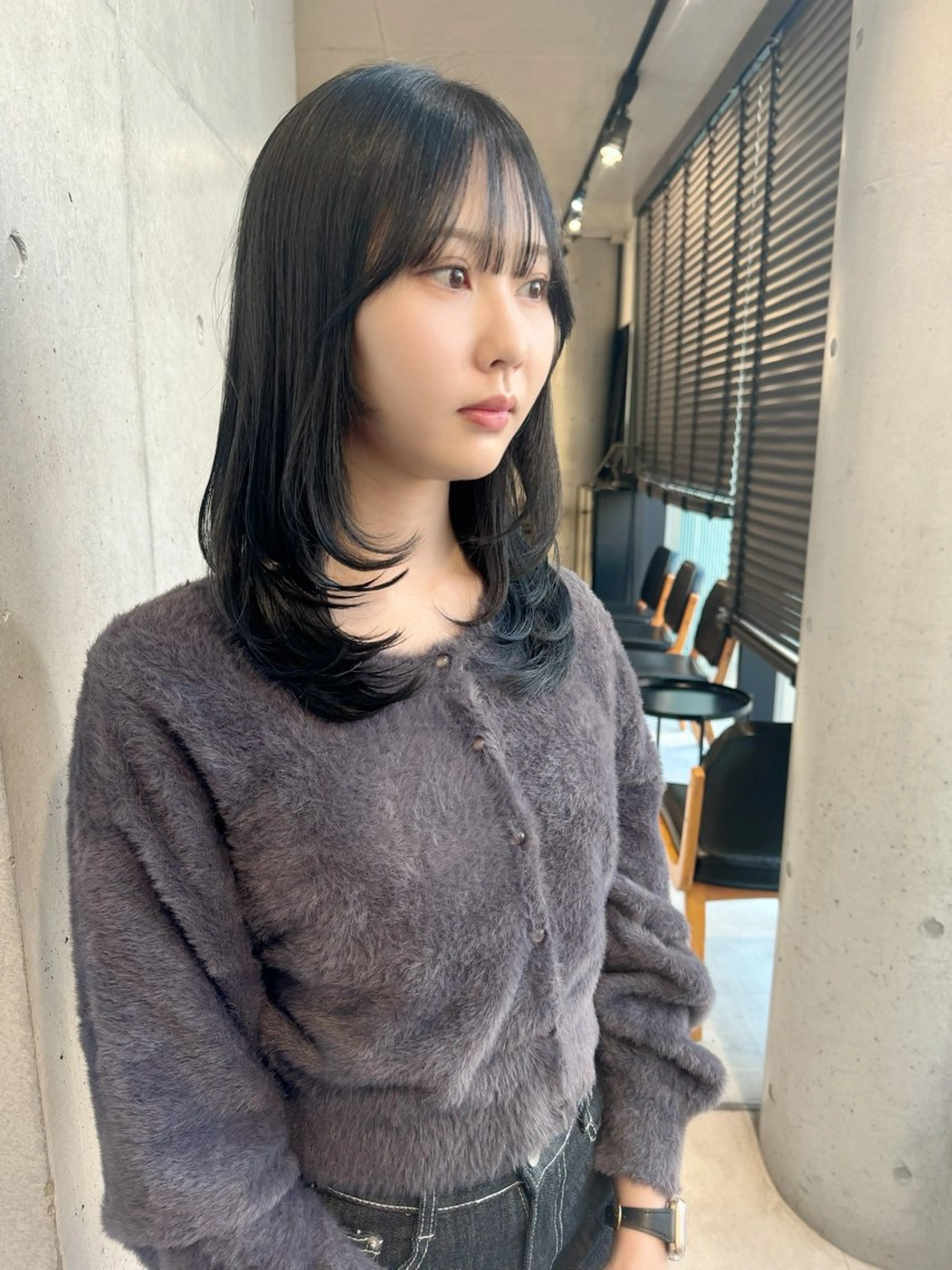 ミディアム カラー パーマ カット ヘアカラー トリートメント ヘアセット 透明感/オリーブ/ グレージュ/YUKAのヘアスタイル