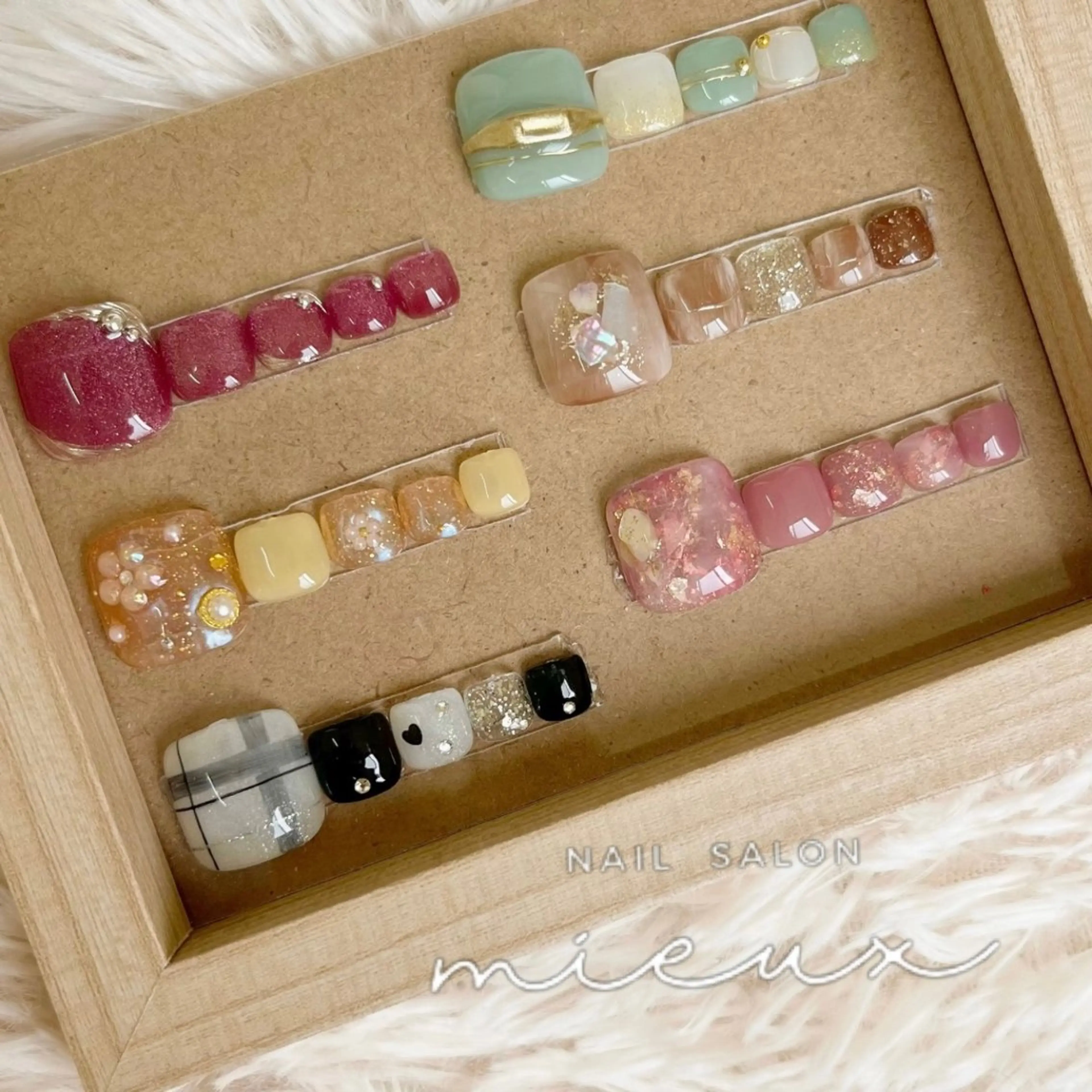ネイル フットネイル nailsalon mieuxのネイルデザイン