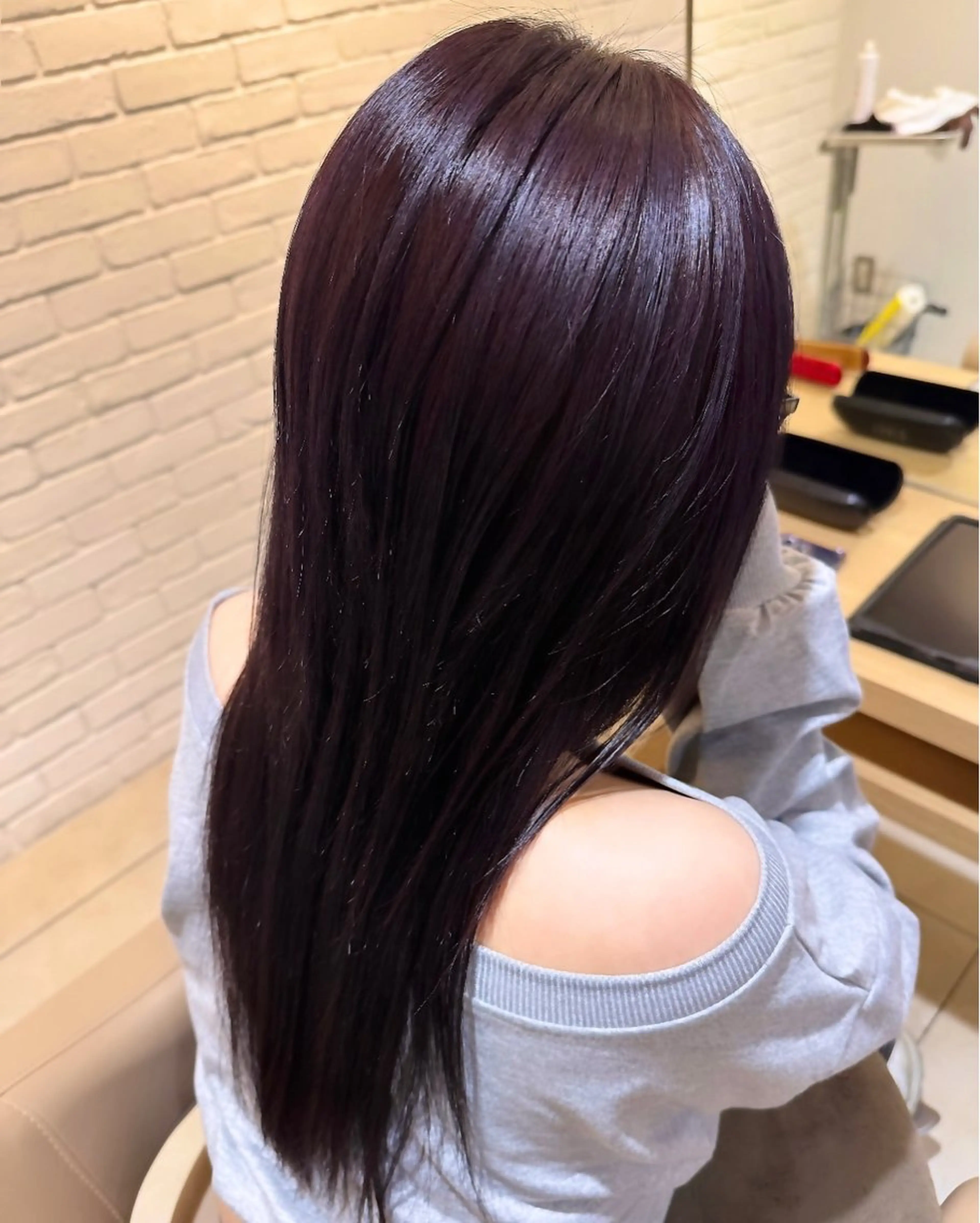 ロング カラー 透明感カラー バイオレットカラー ヘアカラー トリートメント 🫧🧸カラーヘアメ 🫧MIO🧸🫧のヘアスタイル