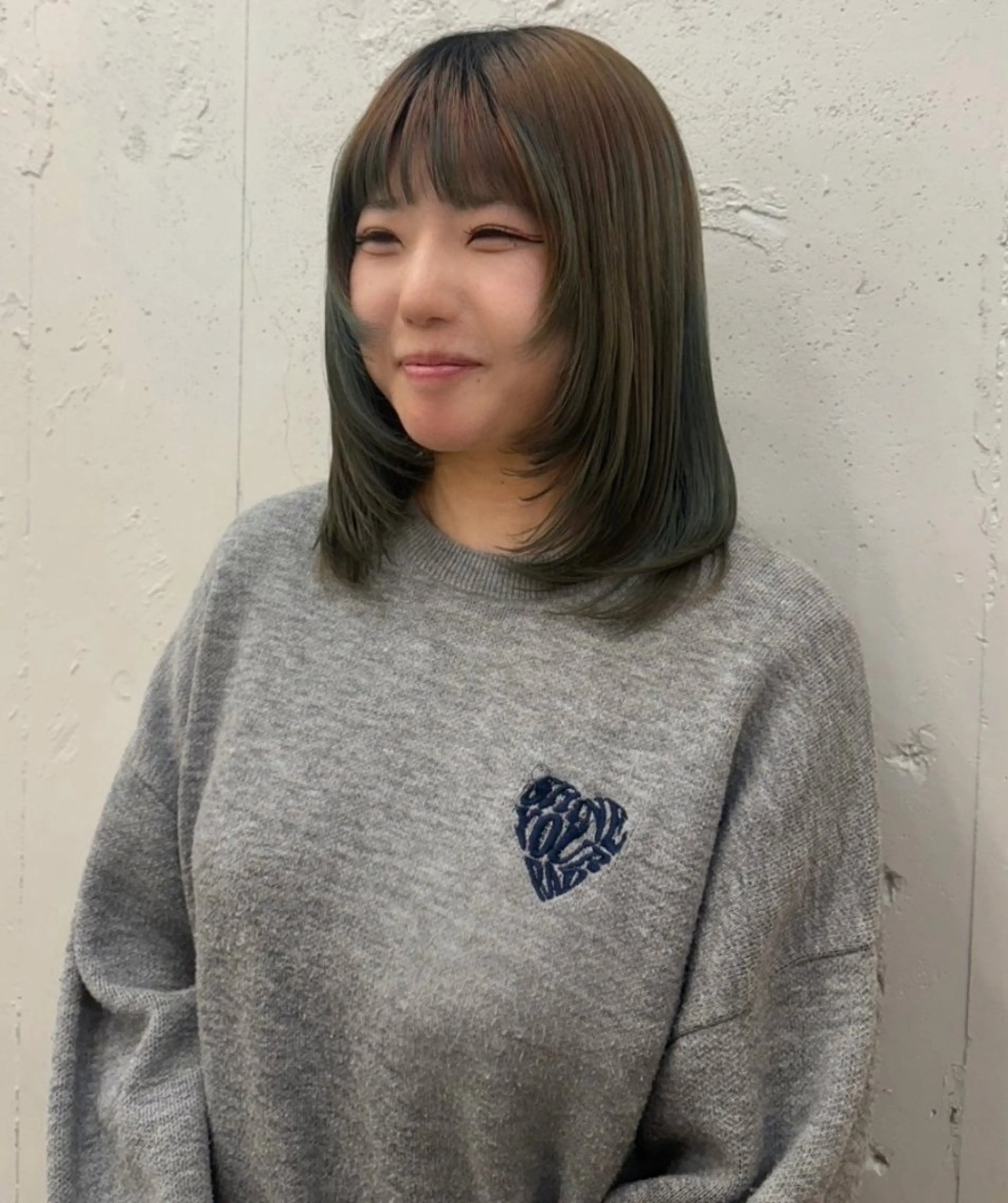 ミディアム レイヤーカット 似合わせヘア 💇🏻‍♀/マリアのヘアスタイル