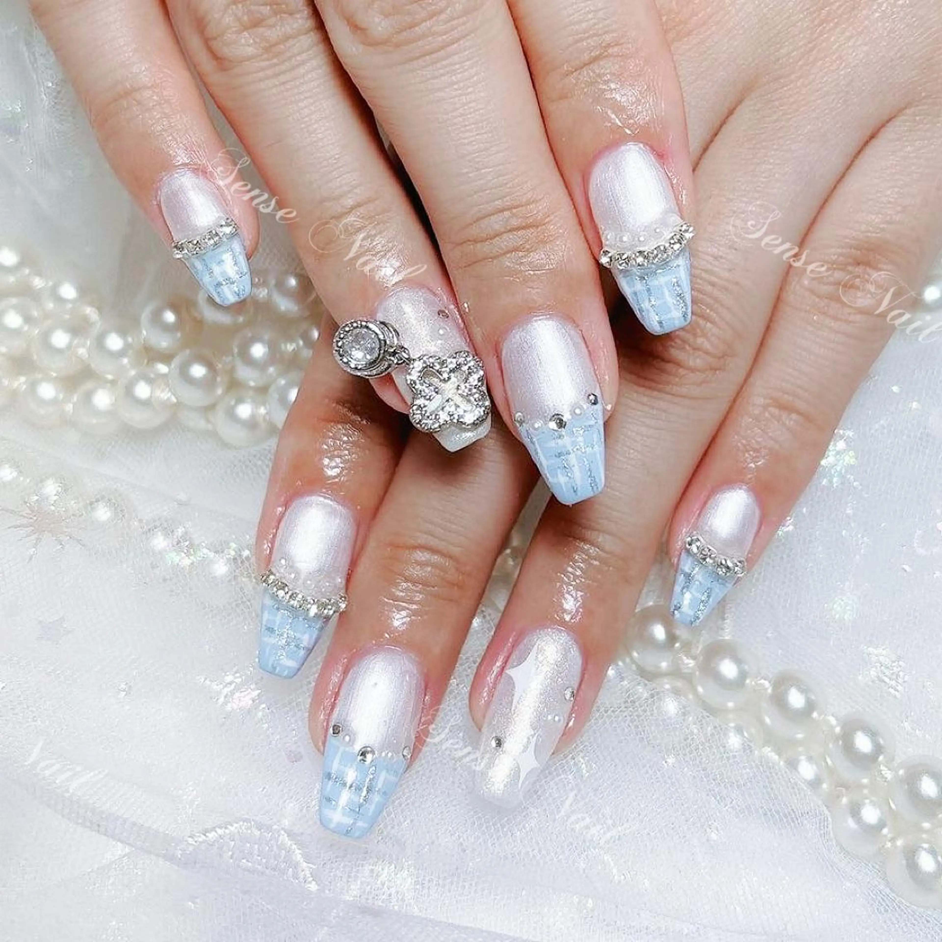 ネイル ハンドネイル ハンドケア Feinn Ink💕のネイルデザイン