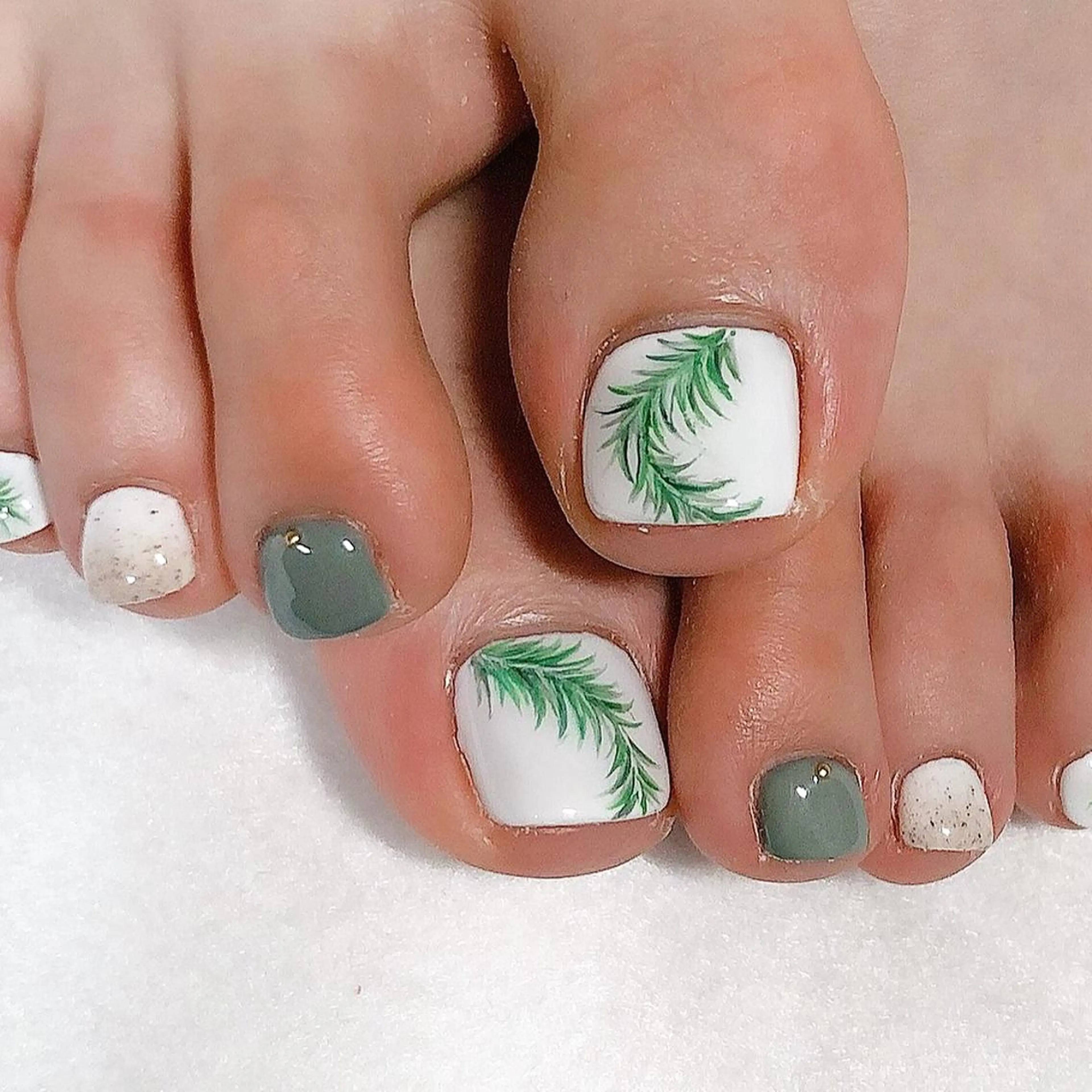 ネイル フットネイル ジェルネイル 東 千夏のネイルデザイン