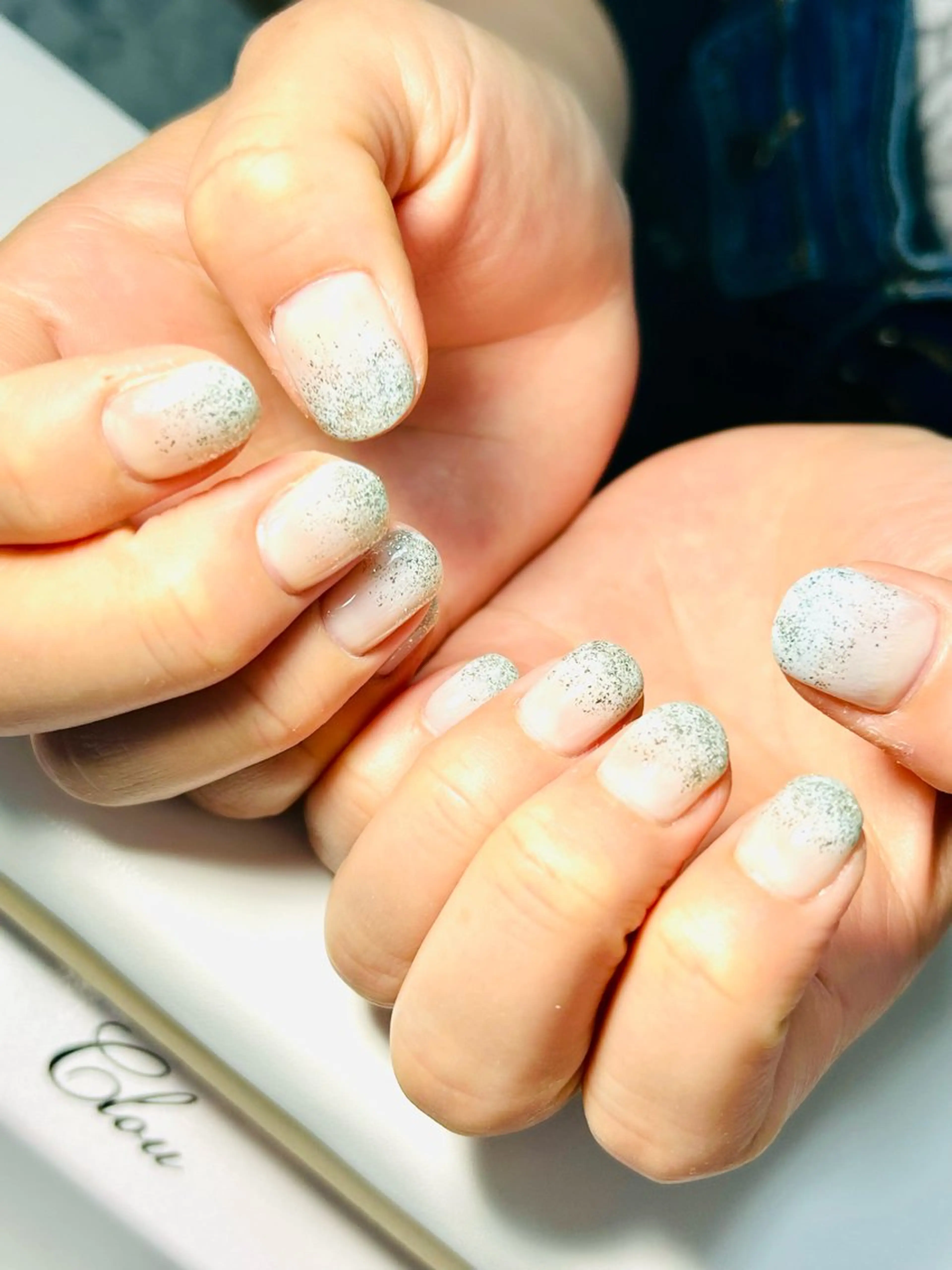 ネイル グラデーション ラメ(グリッター) 水色 金森 真以のネイルデザイン