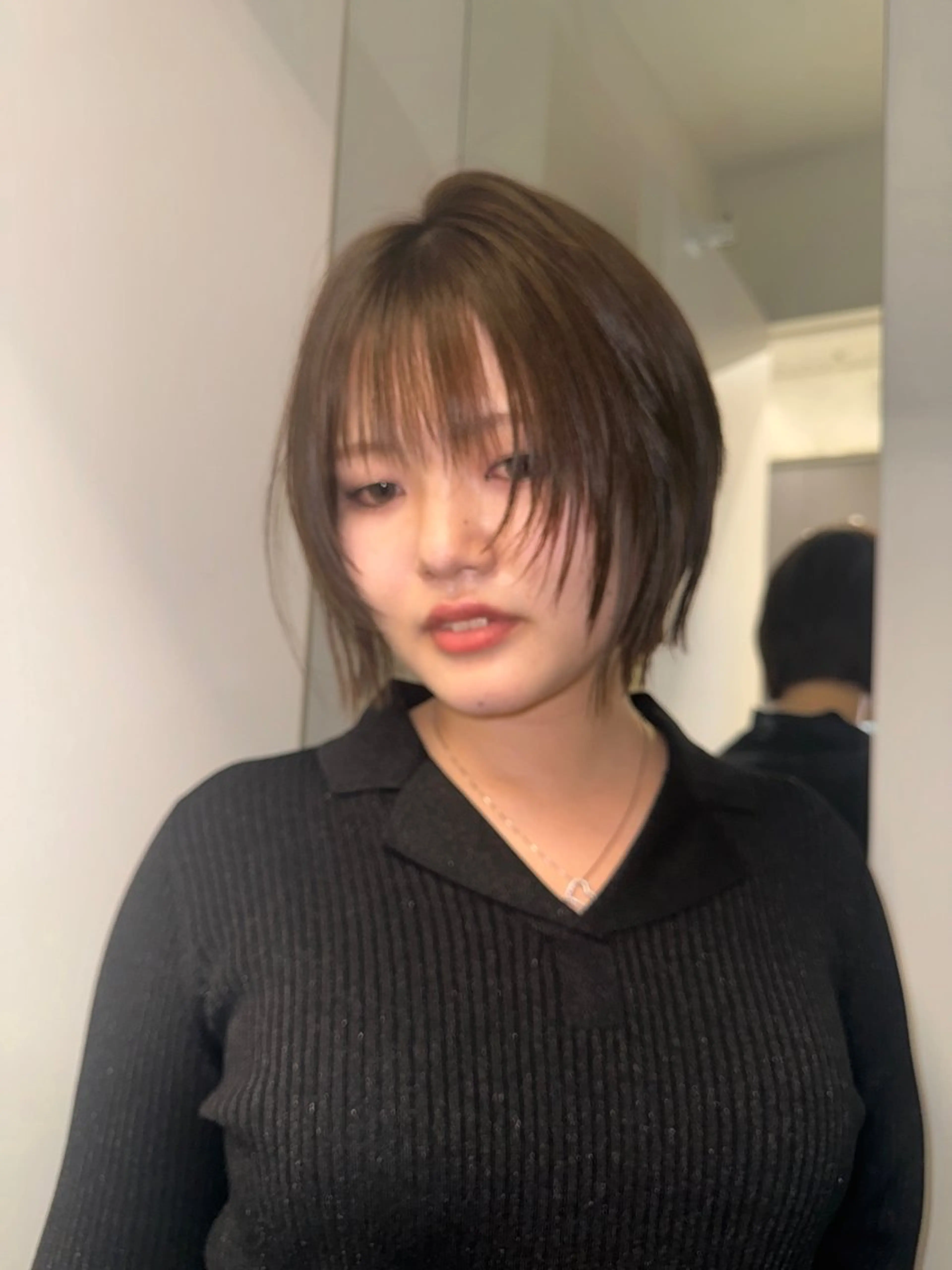 ミディアム カラー ブリーチ 透明感カラー ブリーチなしカラー カット ヘアカラー ハイトーン/パーマ 大名 sakiのヘアスタイル