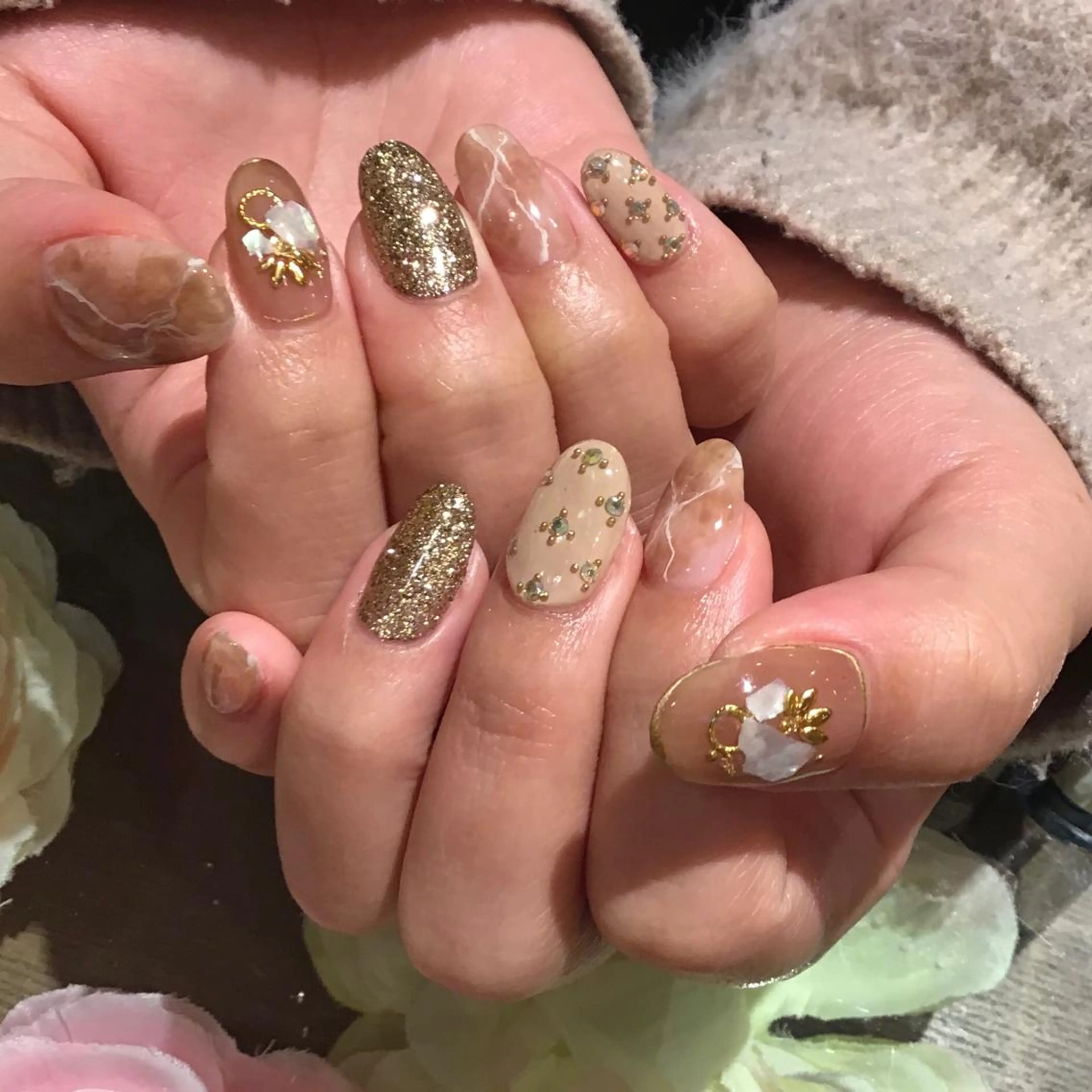 ネイル Nest 三田のマツエク・マツパデザイン