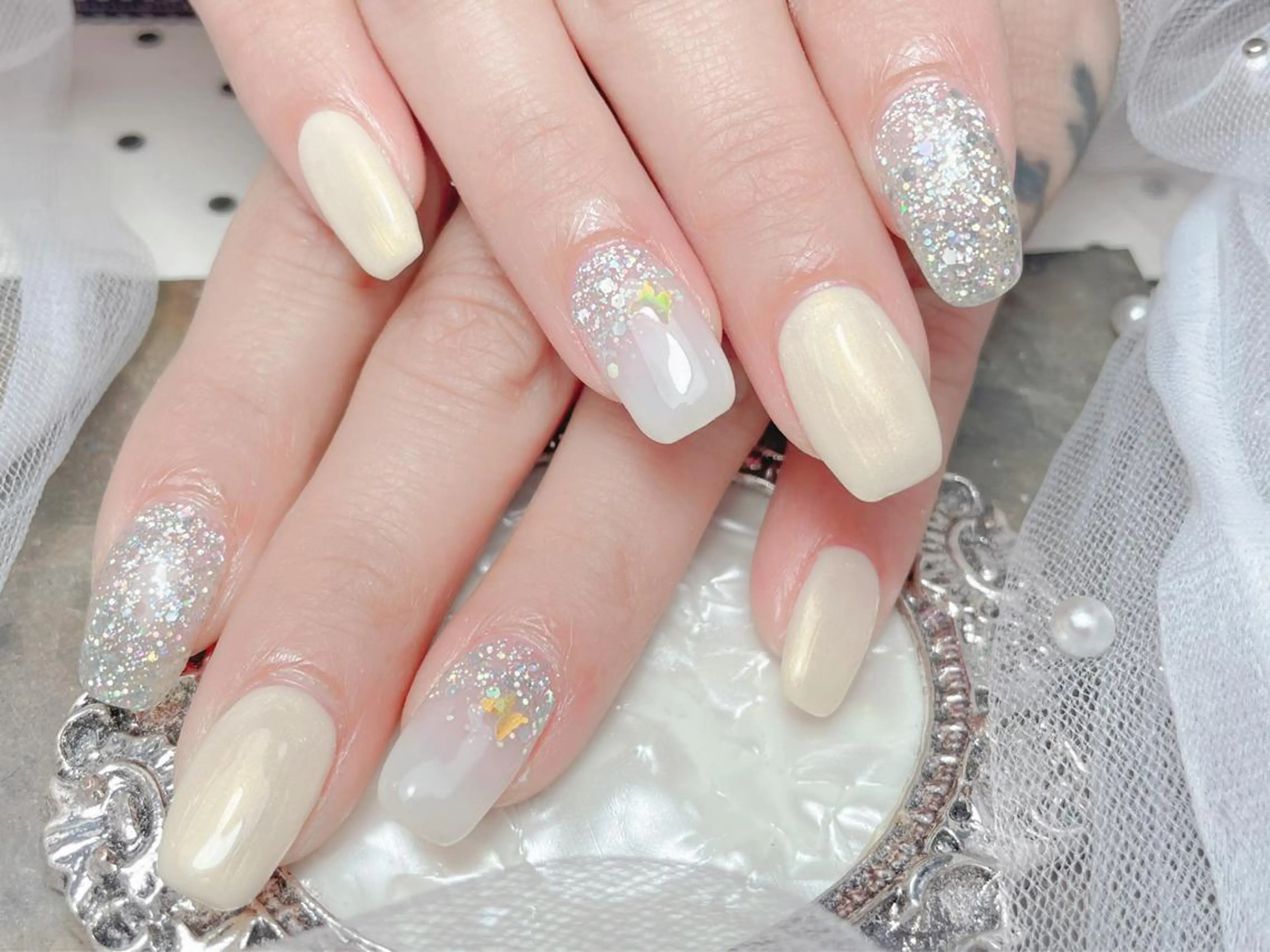 ネイル ハンドネイル マジック ミラーのネイルデザイン