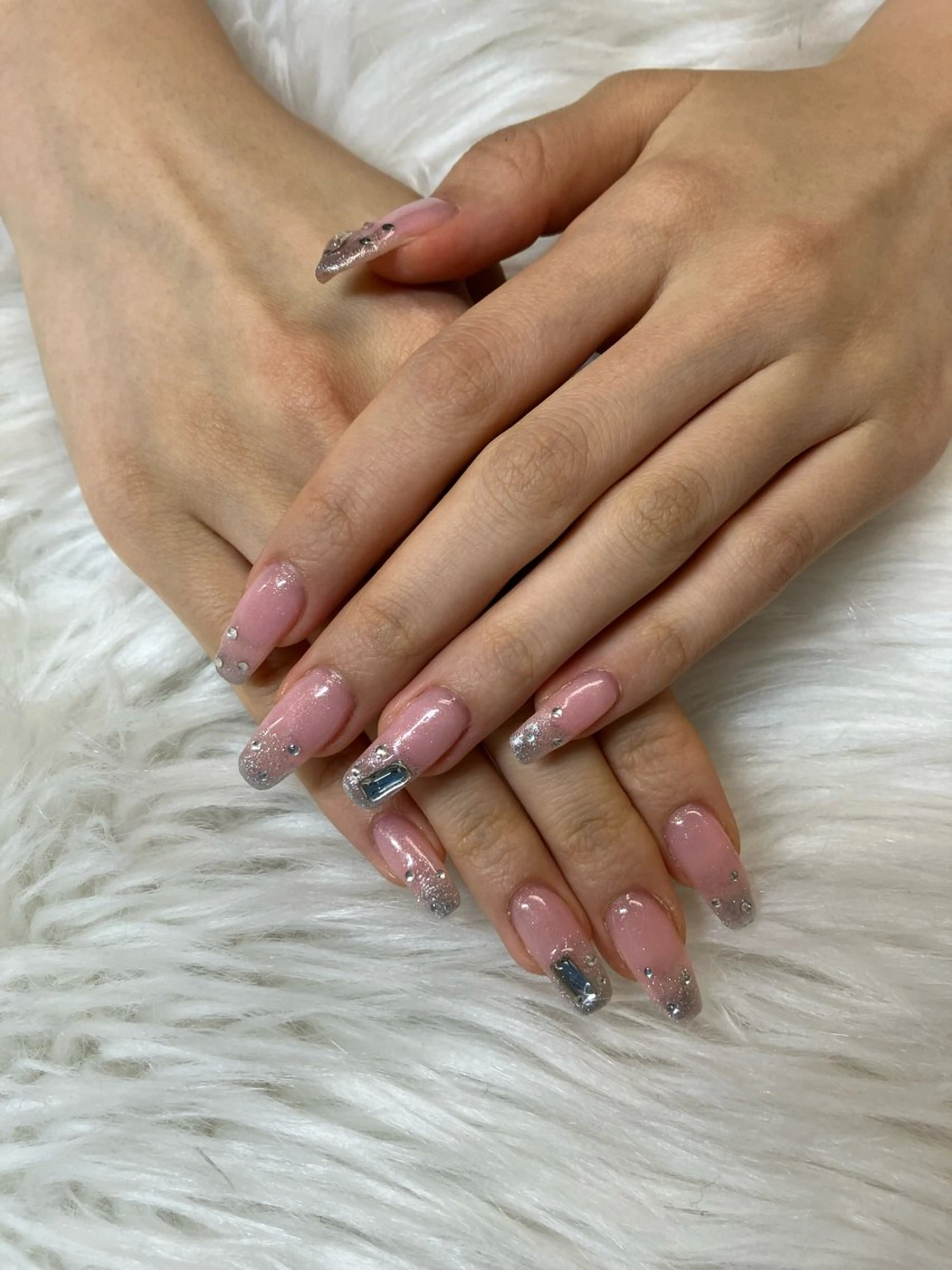 ネイル NiuShe SERIのネイルデザイン