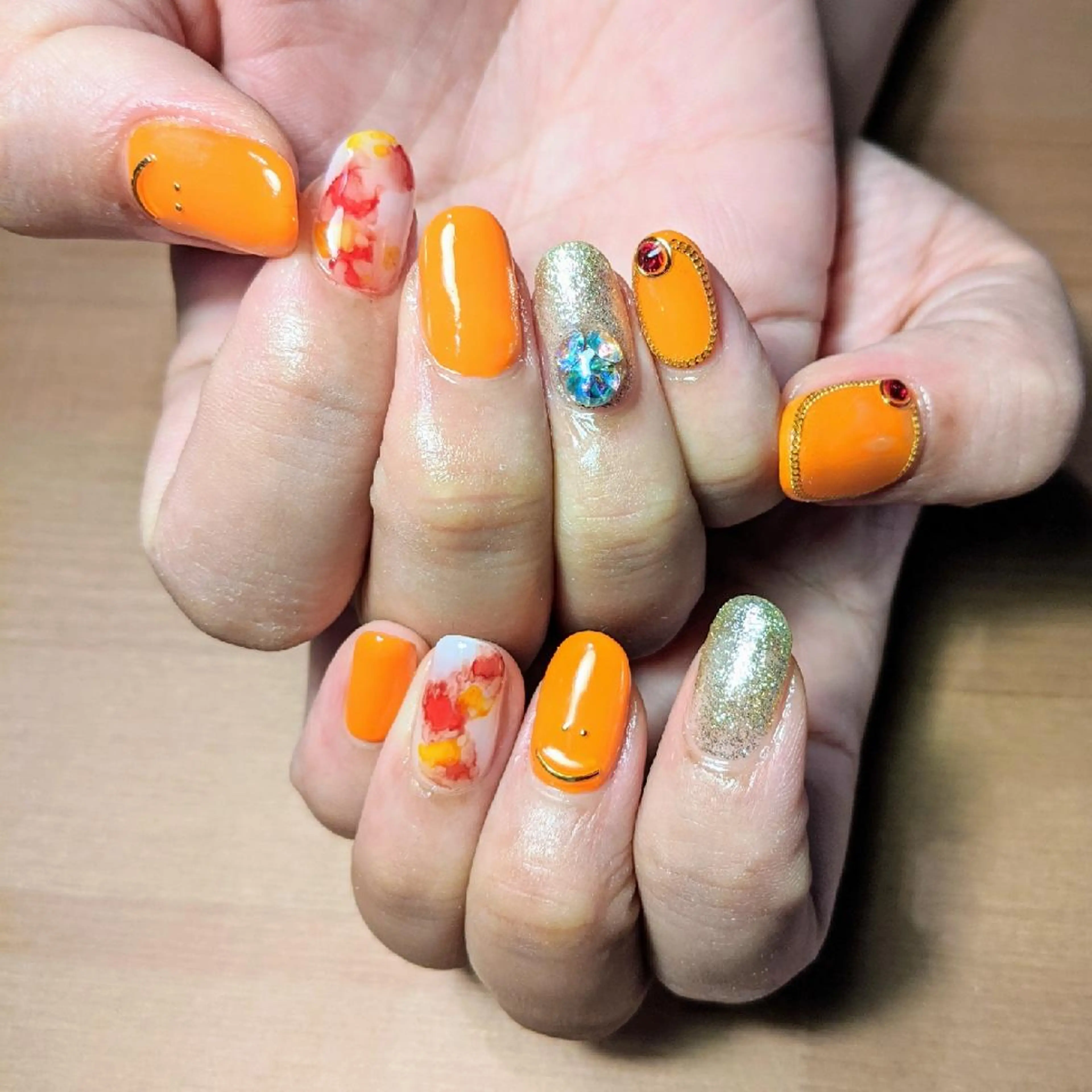 ネイル ｱｲﾗｯｼｭ ﾈｲﾙ ｻﾛﾝ つけるのマツエク・マツパデザイン