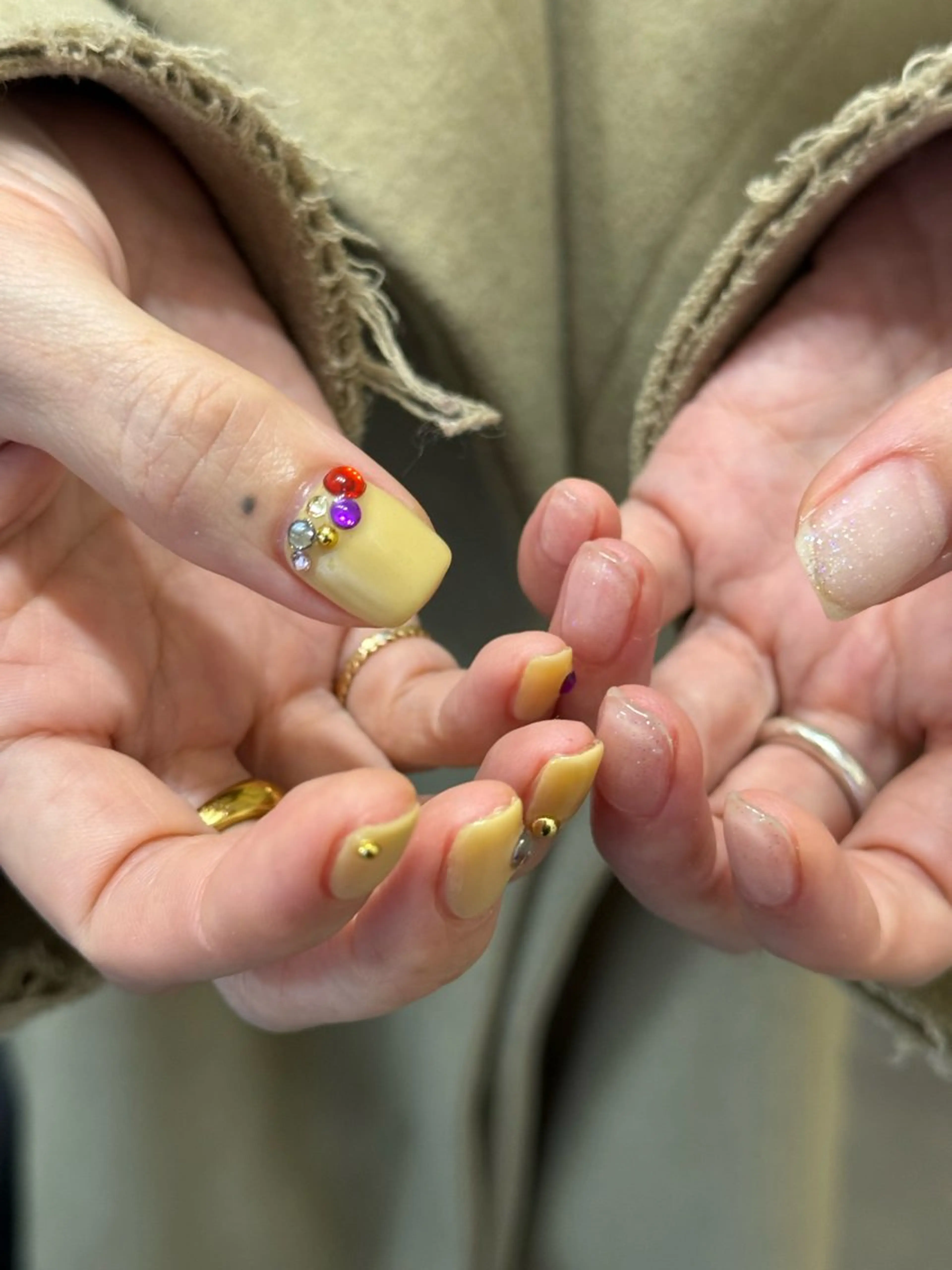 ネイル ハンドネイル フットネイル kiii.__ ✴︎*のネイルデザイン