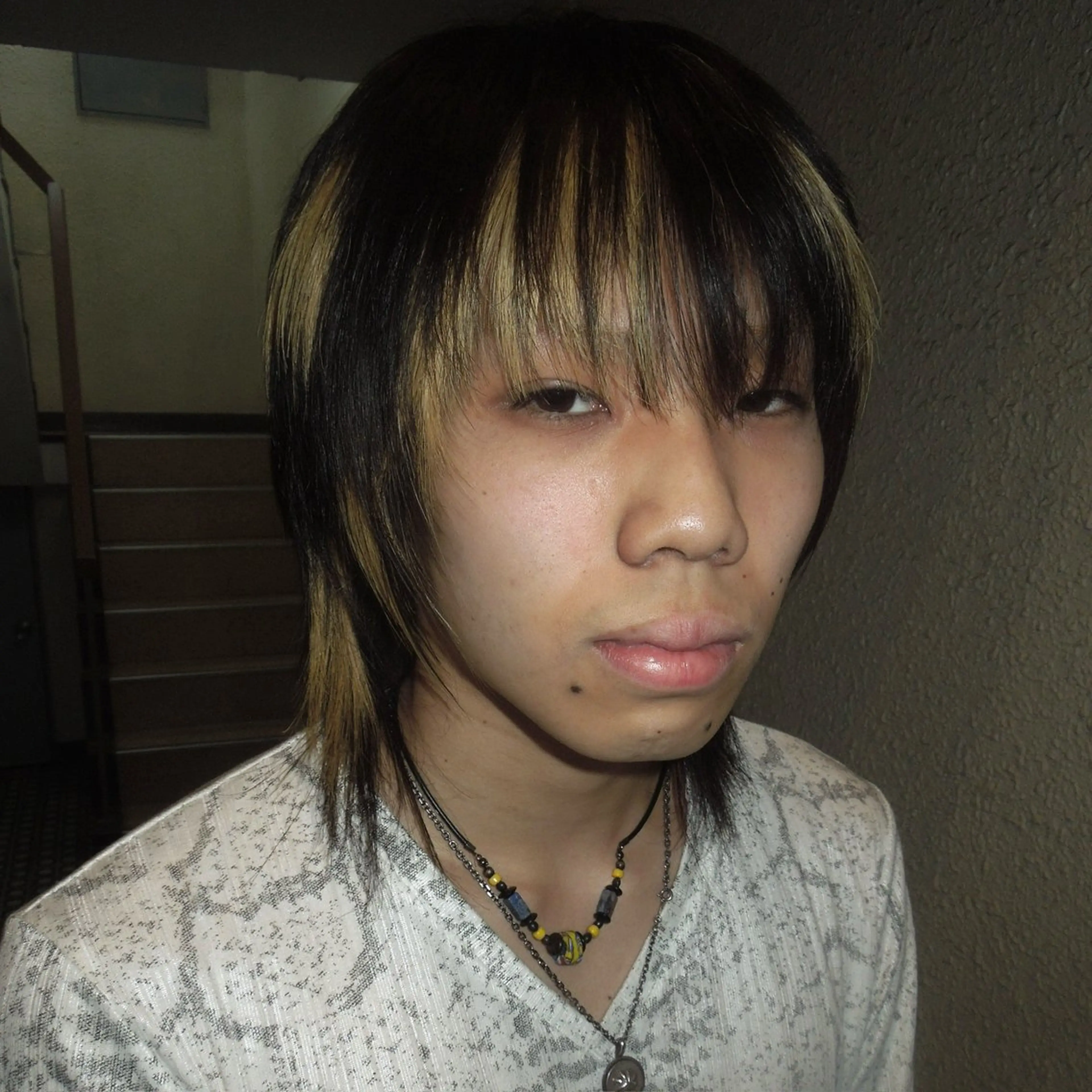 ショート カラー ブリーチ デザインカラー カット ヘアカラー トリートメント タマキ/似合わせ カット/Wカラーのヘアスタイル