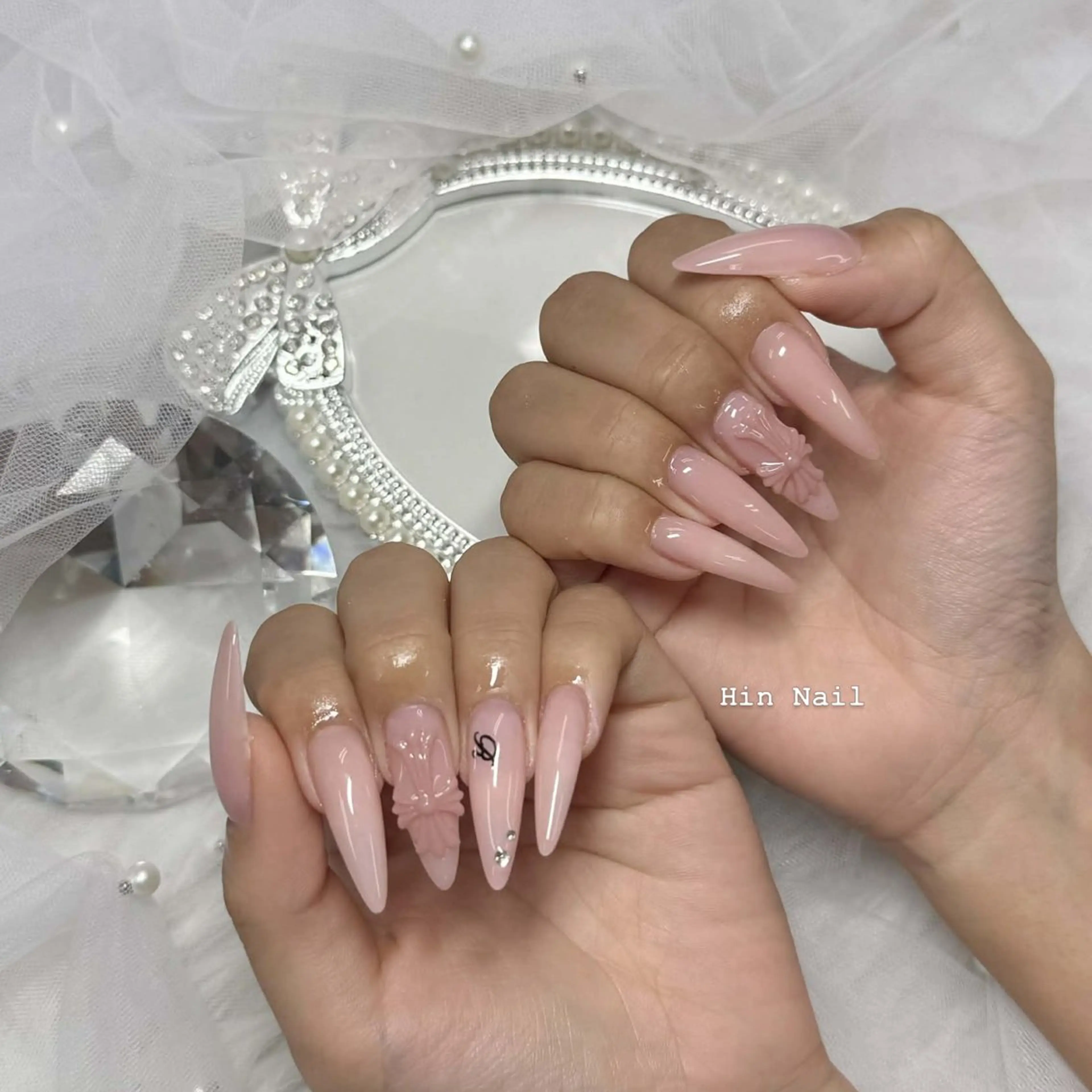 ネイル ハンドネイル HIN NAILのネイルデザイン