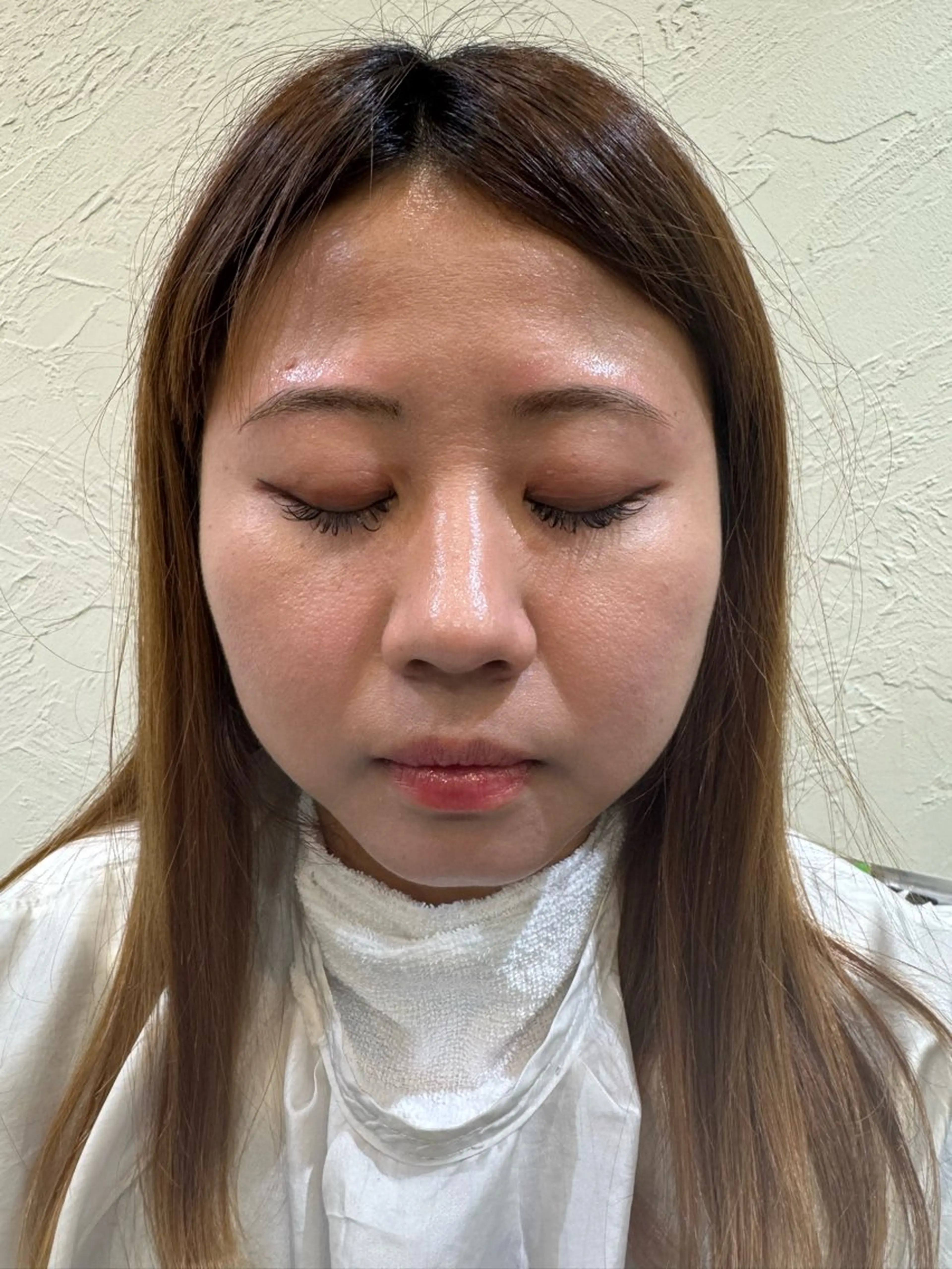 アイブロウ 眉毛ワックス脱毛 ワックス脱毛 村上 輝のヘアスタイル