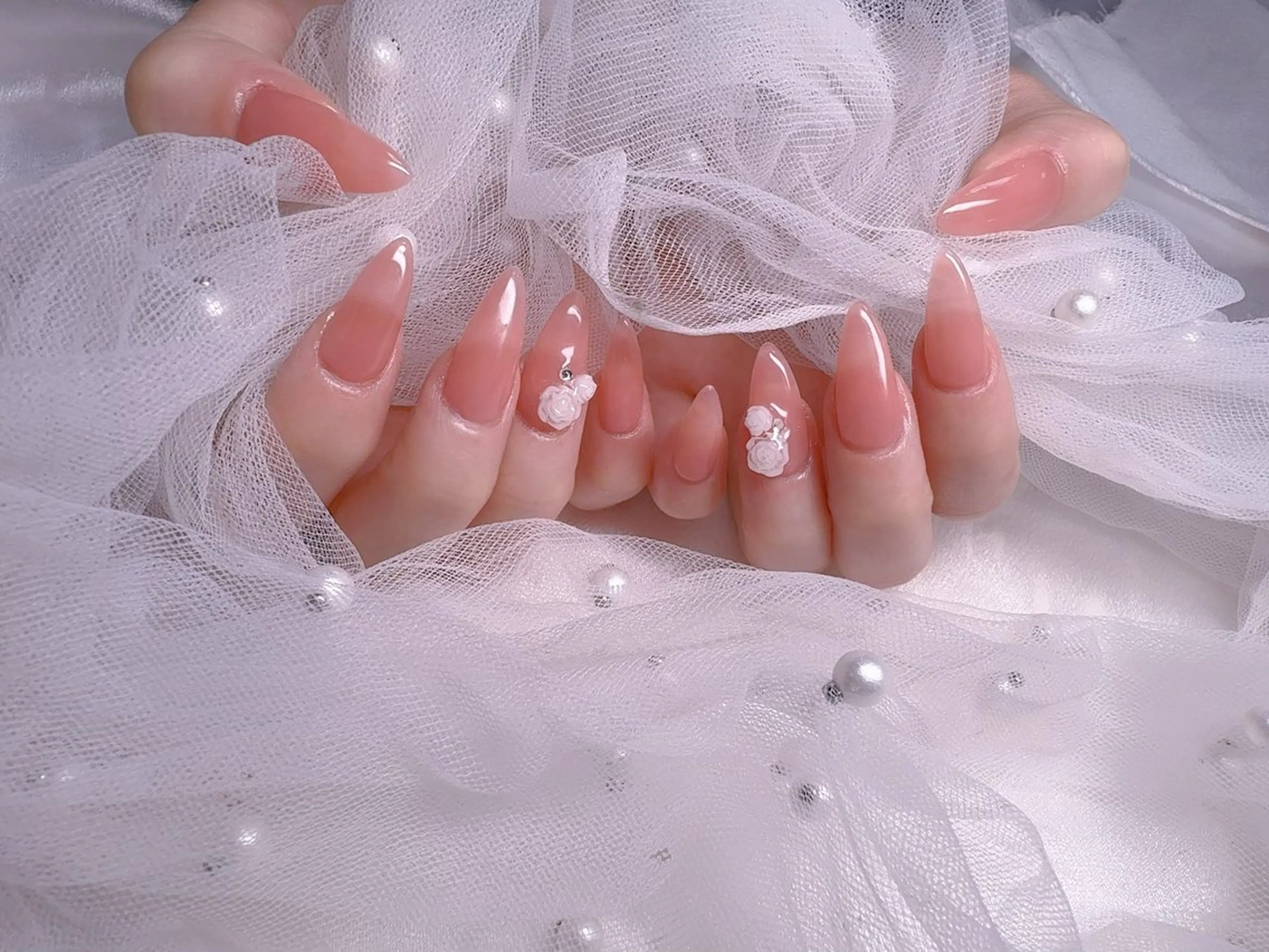 ネイル UMI ネイルサロン新宿🎀のネイルデザイン